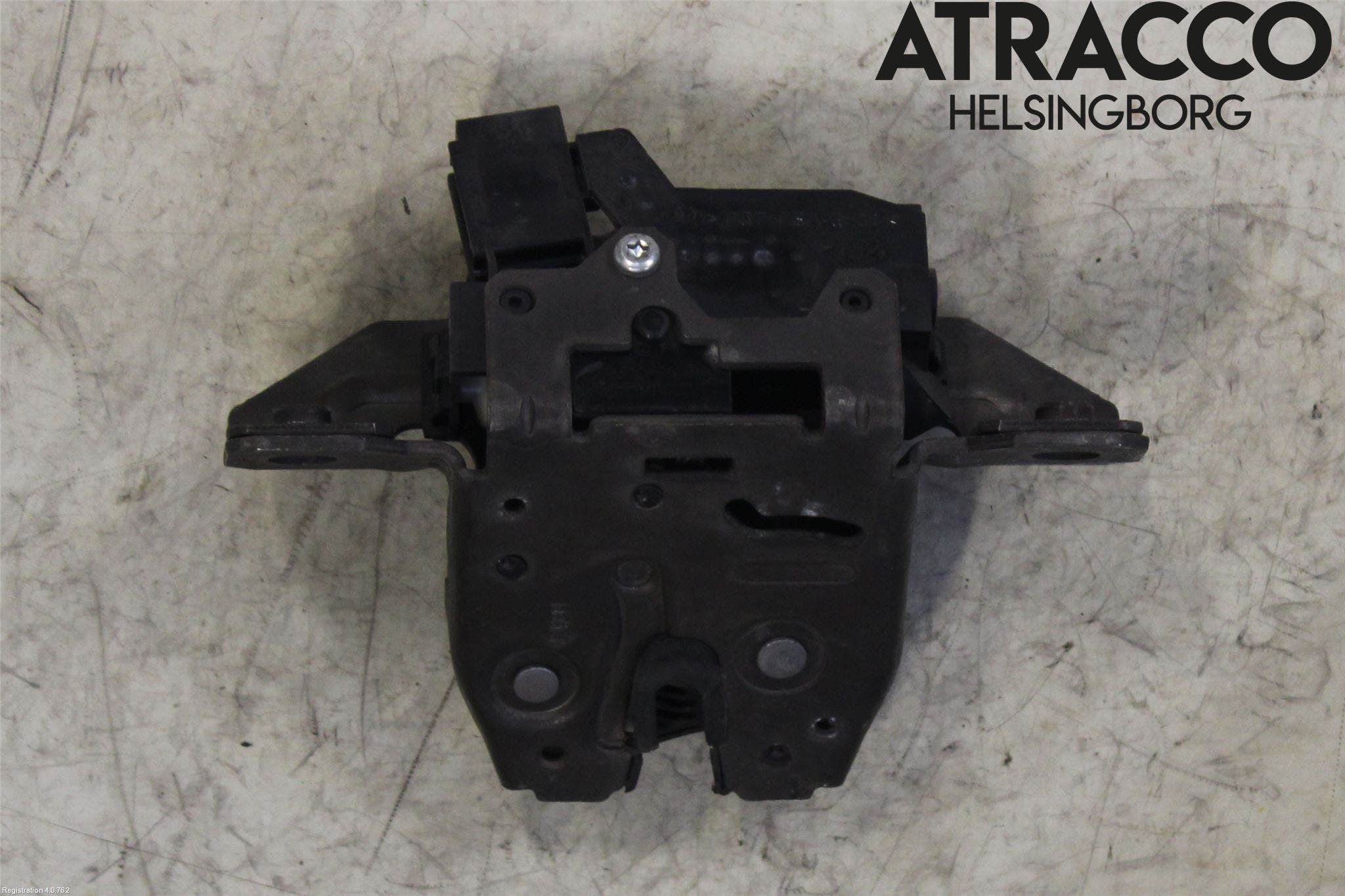 Opel ASTRA J 10-15 Låskista Baklucka