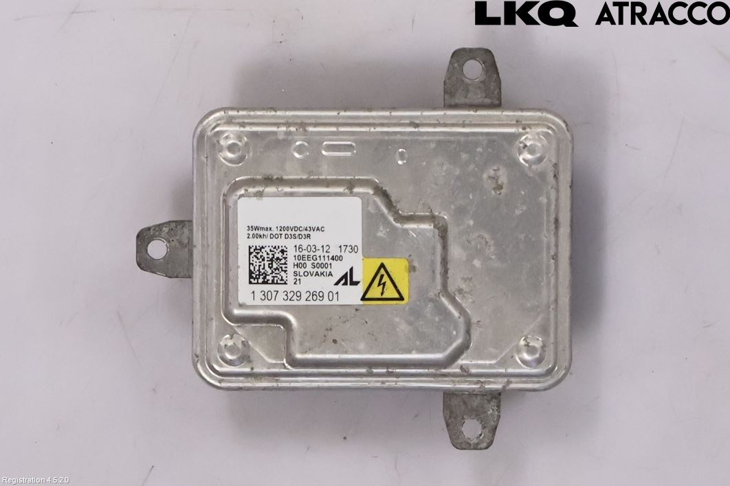 Volvo C30 10-13 Styrenhet Strålkastare