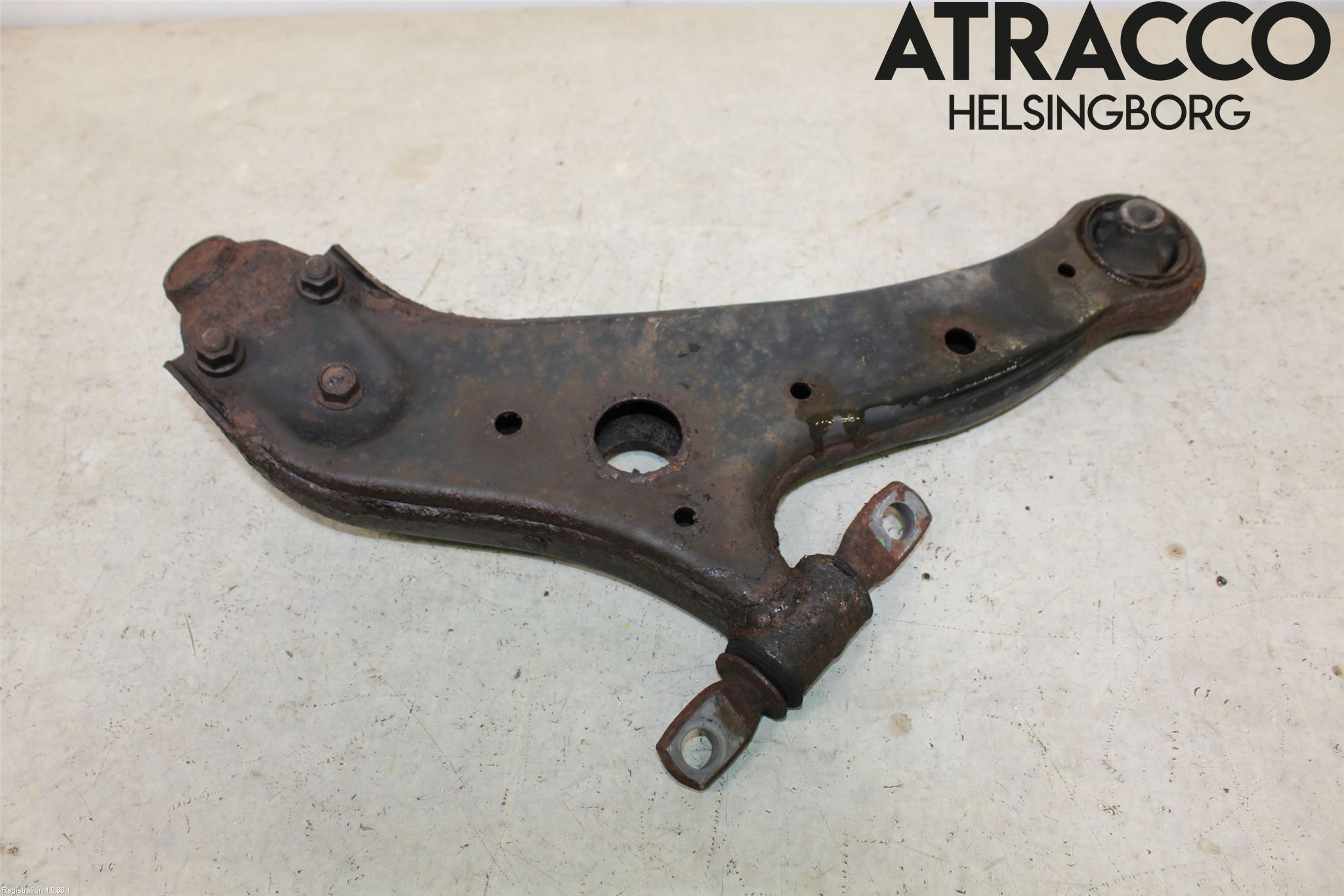 Lexus RX AL10 09-15 Bärarm Fram Undre Vä