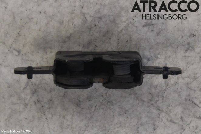 Volvo V70 14-16 Huvlås