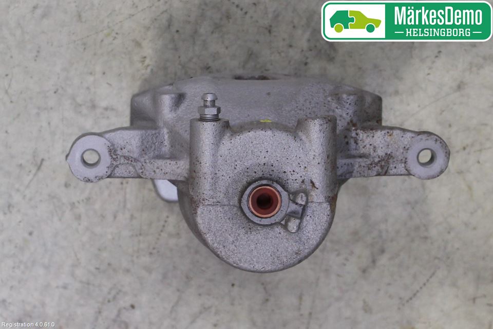 Hyundai i40 16-18 Bromsok Fram Vänster