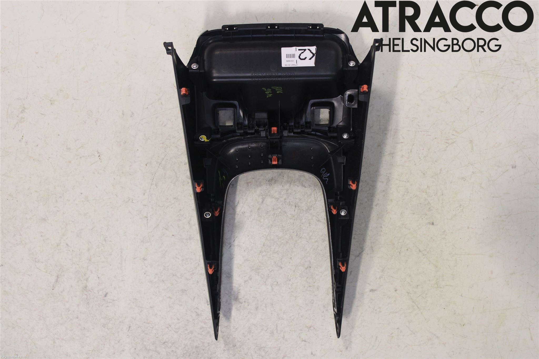 Toyota COROLLA 19- Instrumentkonsoll Mitt