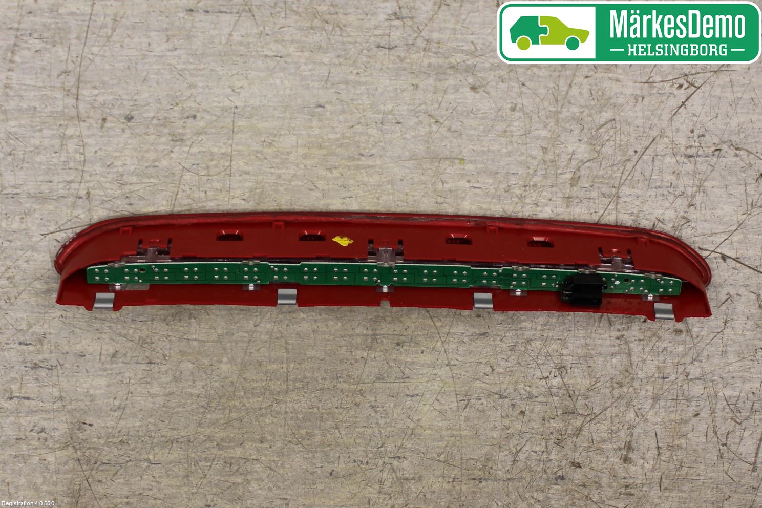 Volkswagen VW PASSAT 11-14 Bromsljus Bakruta