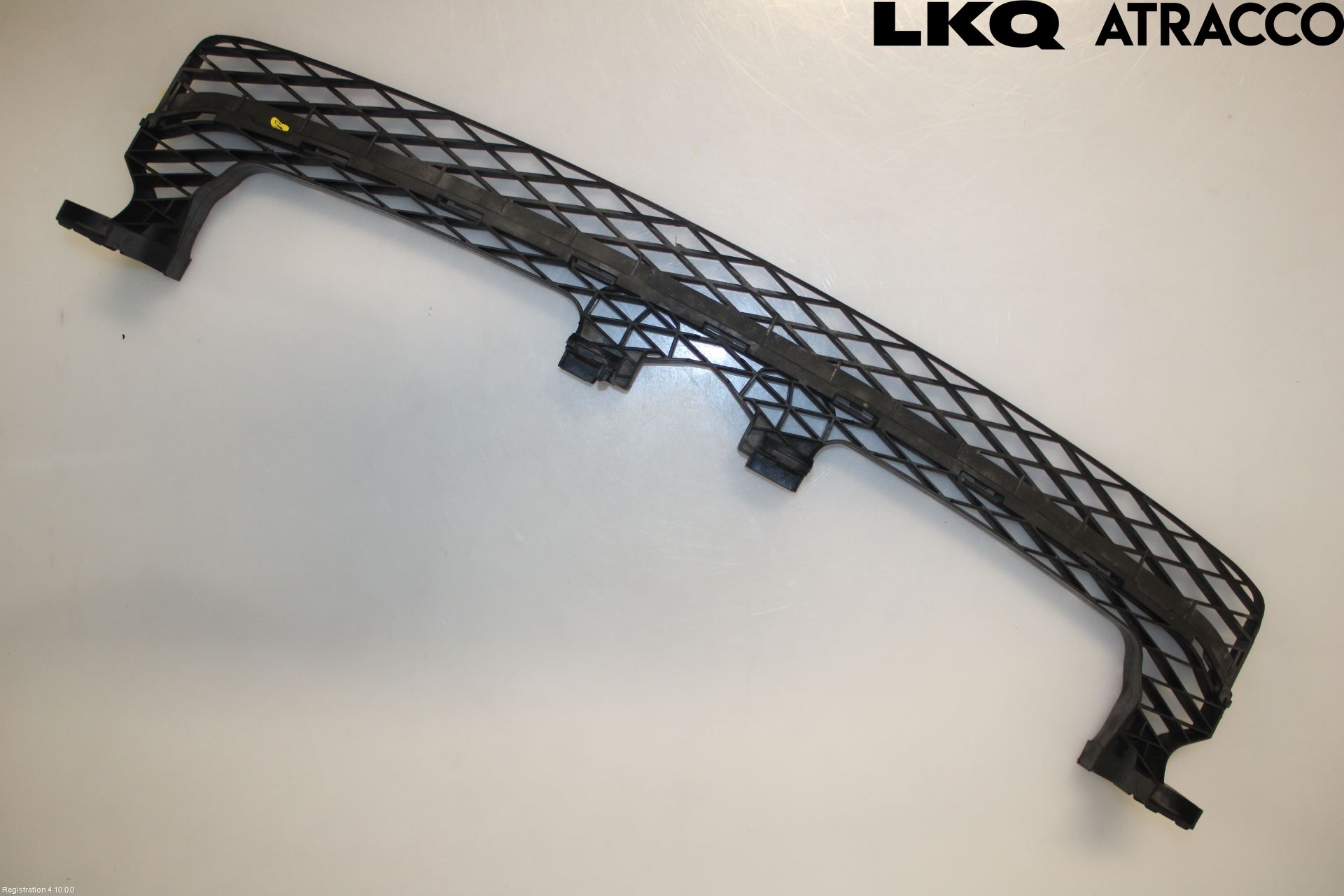 Volkswagen VW PASSAT 11-14 Stötfångardel Fram Mitt