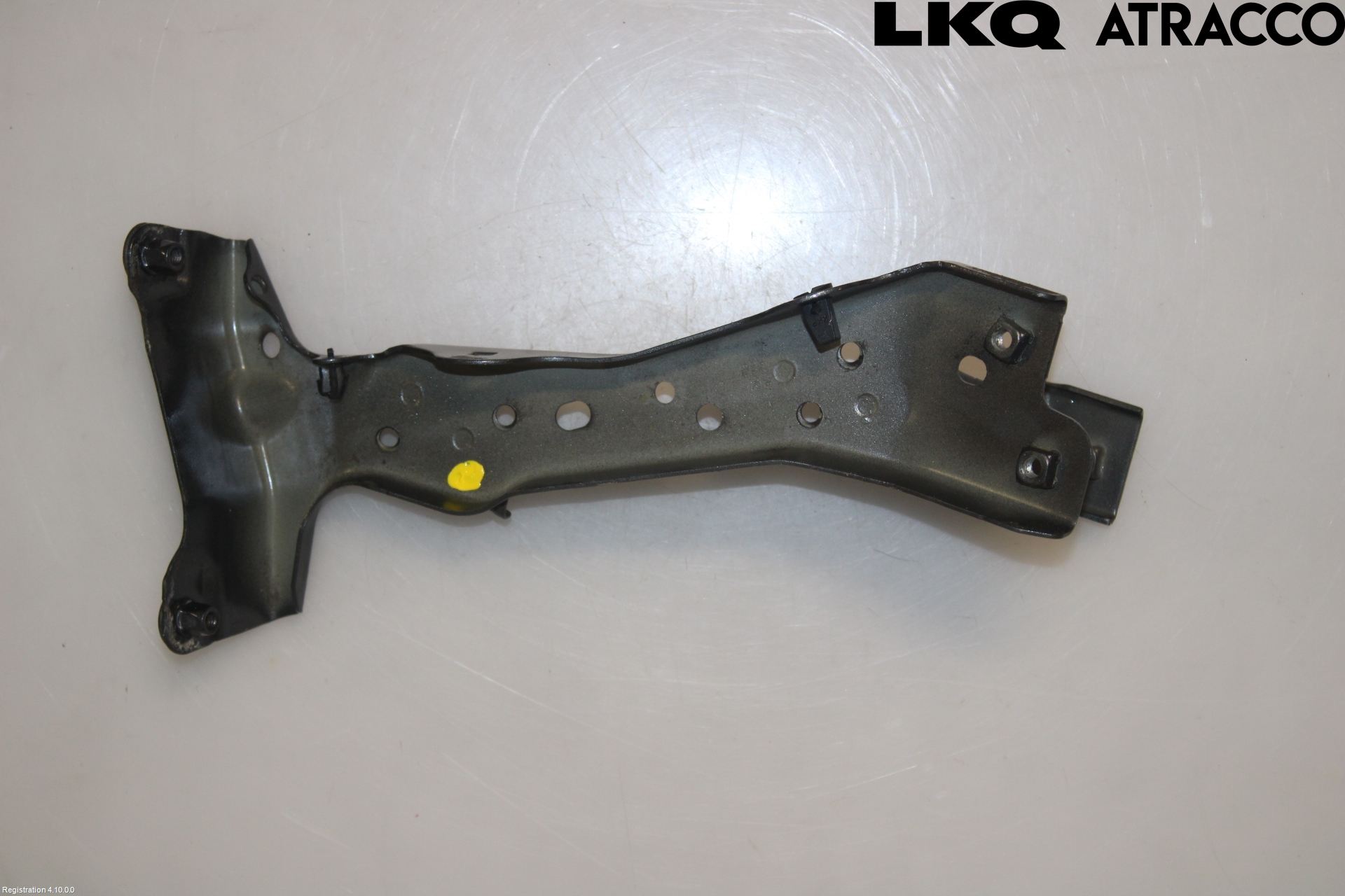 Audi A3/S3 05-13 Skärmfäste Fram Vä