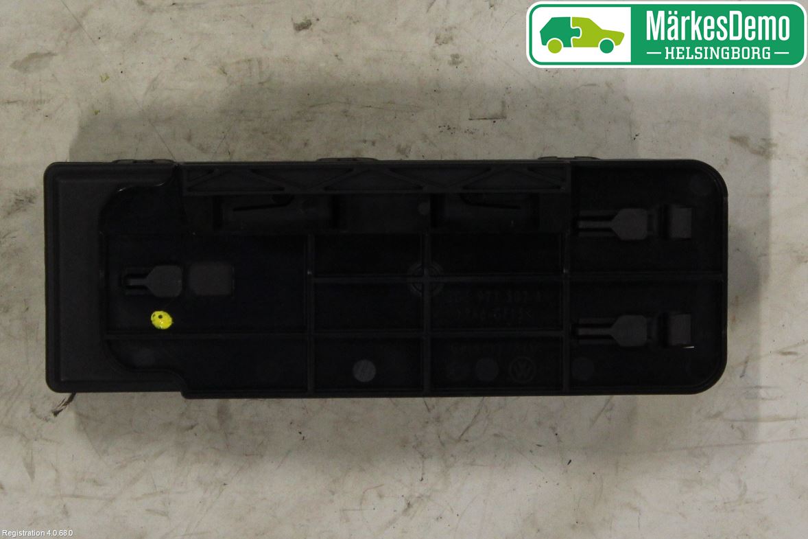 Volkswagen VW PASSAT 15-19 Styrenhet Baklucka