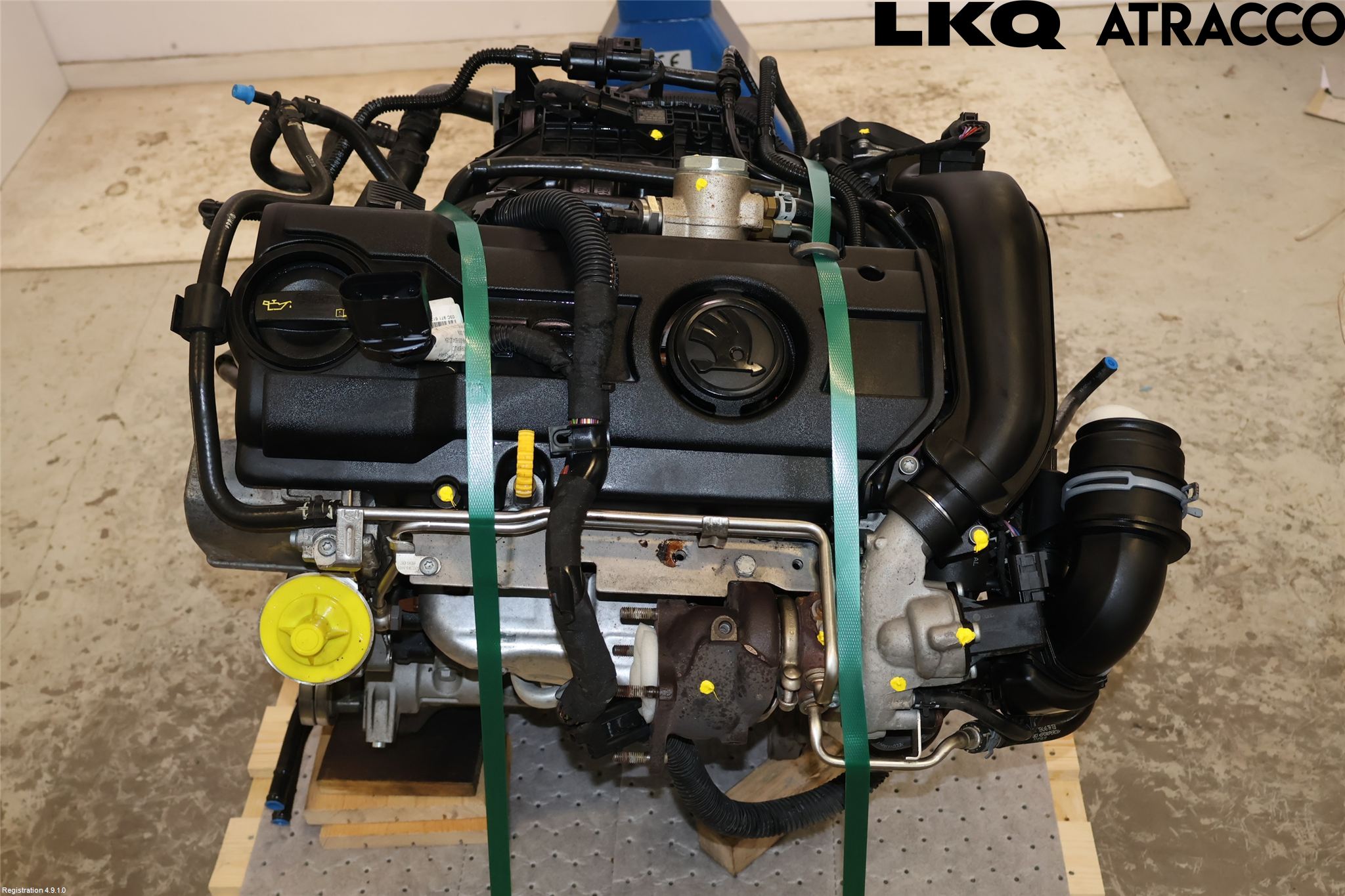 Skoda RAPID Motor Bensin