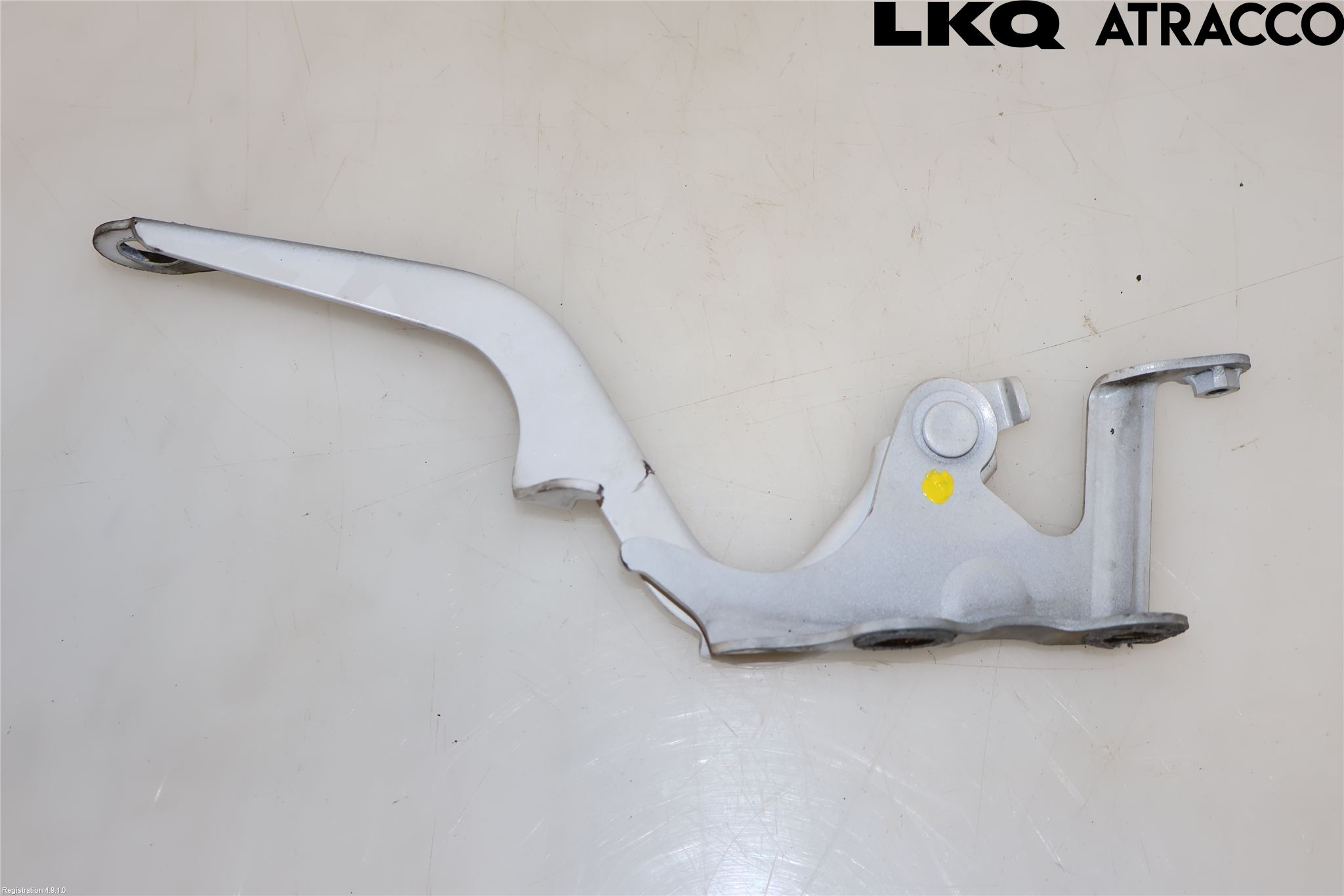 Toyota VERSO 09-18 Huvgångjärn