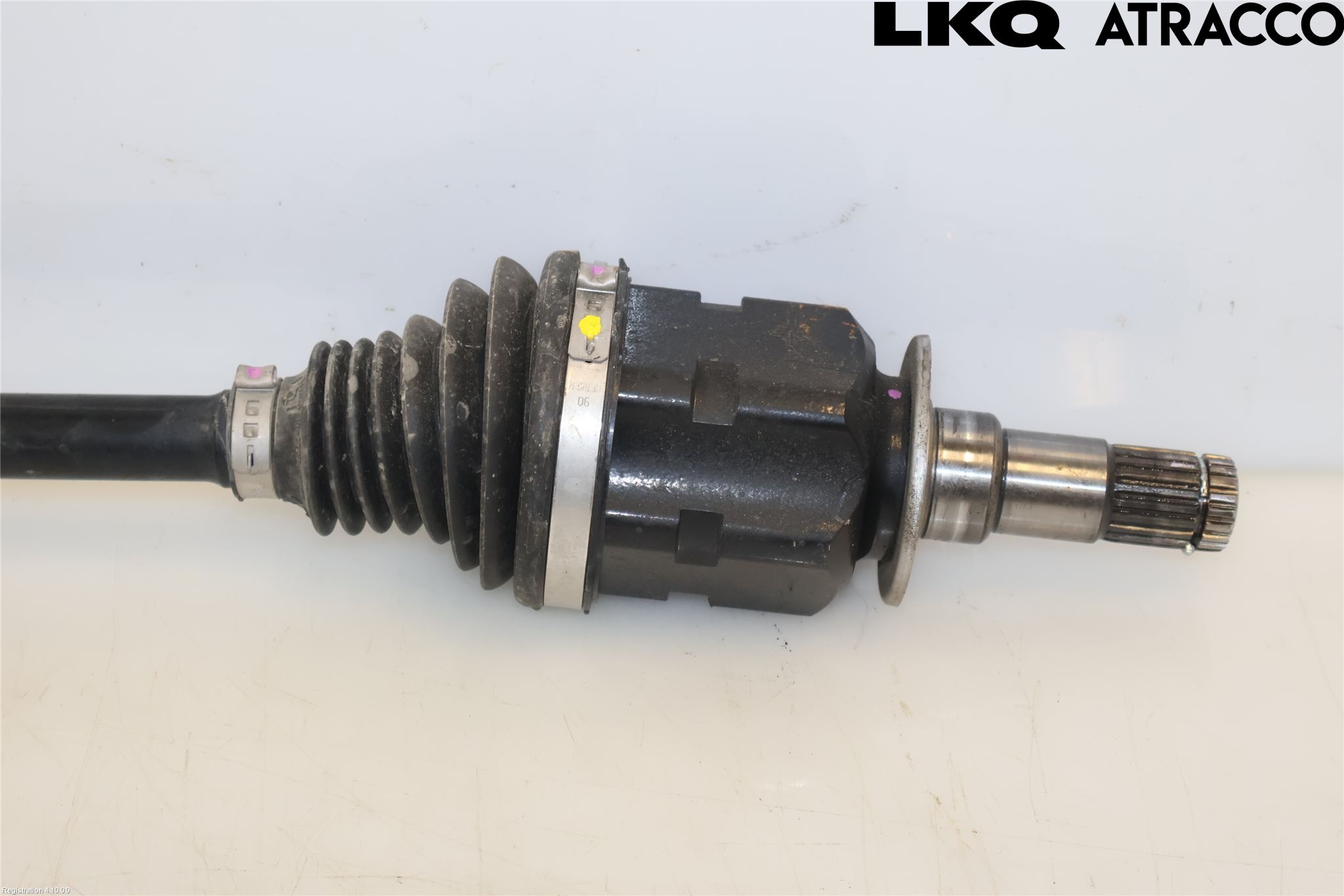 Toyota YARIS CROSS XP21 21- Drivaxel Fram Vänster