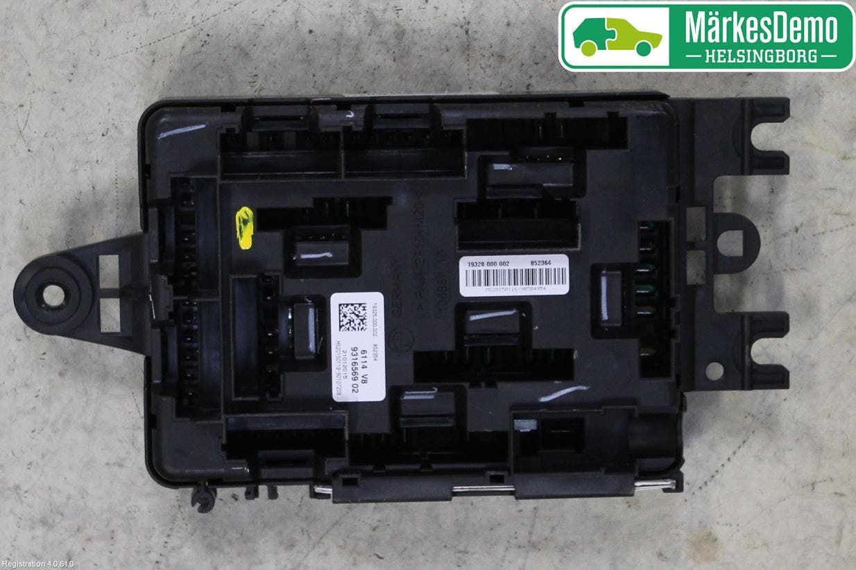 BMW X5 F15 13-18 Säkringsdosa-Elcentral