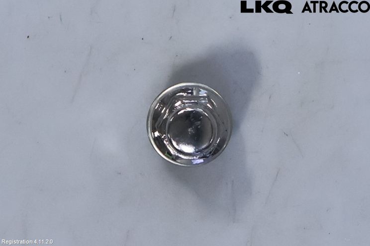 Toyota YARIS XP21 20- Hjulmutter-Bult-Sats