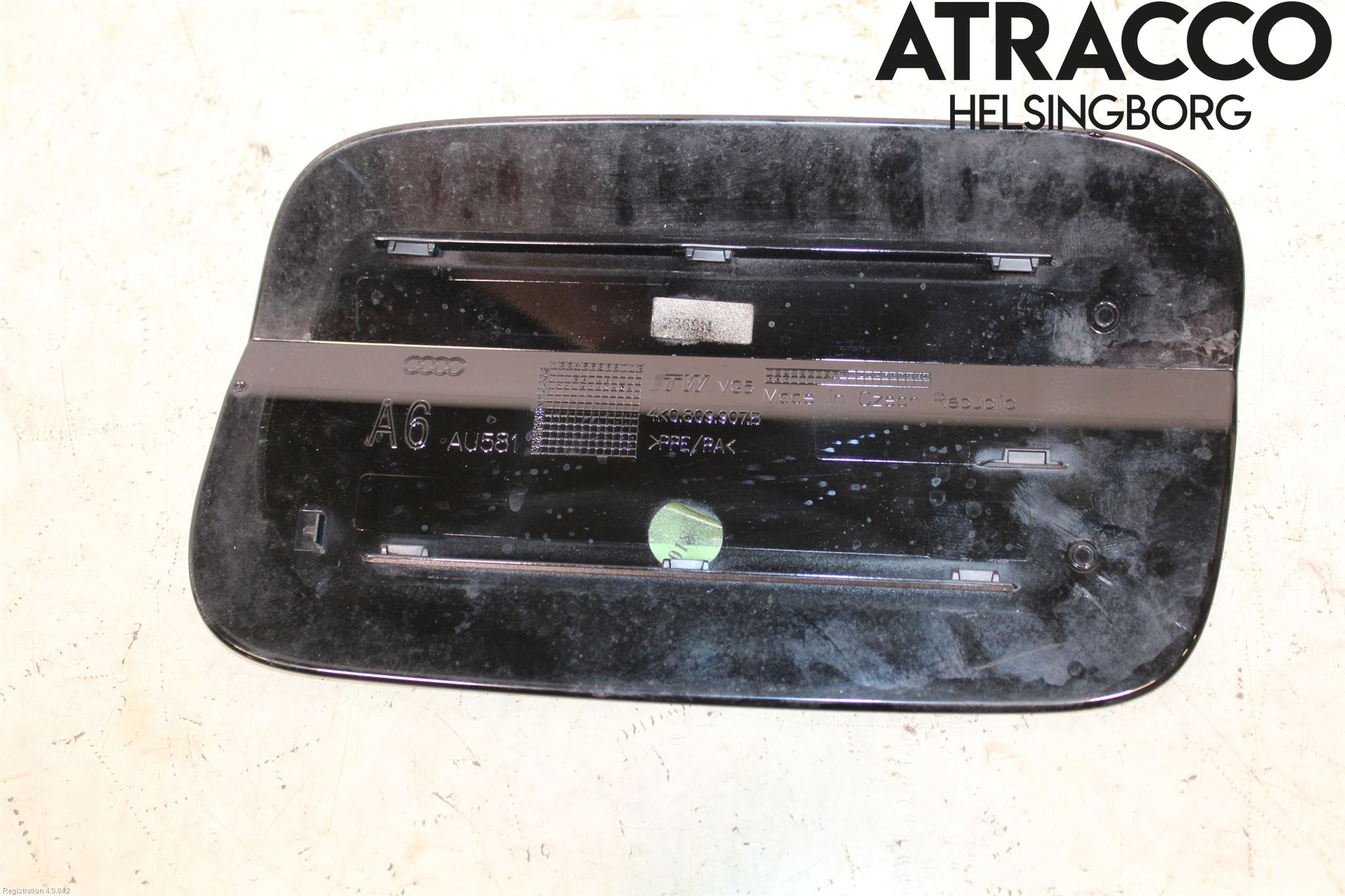 Audi A6 F2/C8 19- Tanklucka