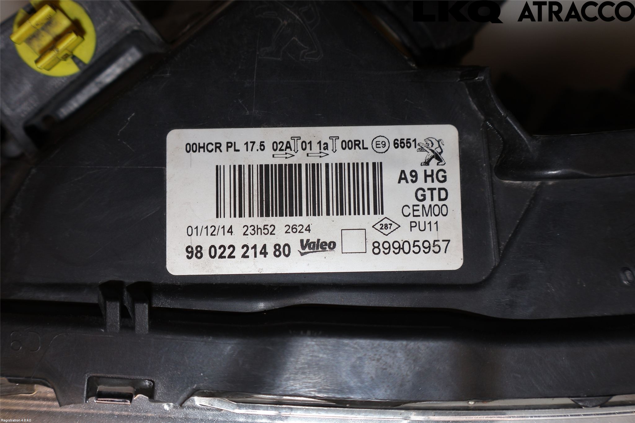 Peugeot 208 12-15 Strålkastare Vänster