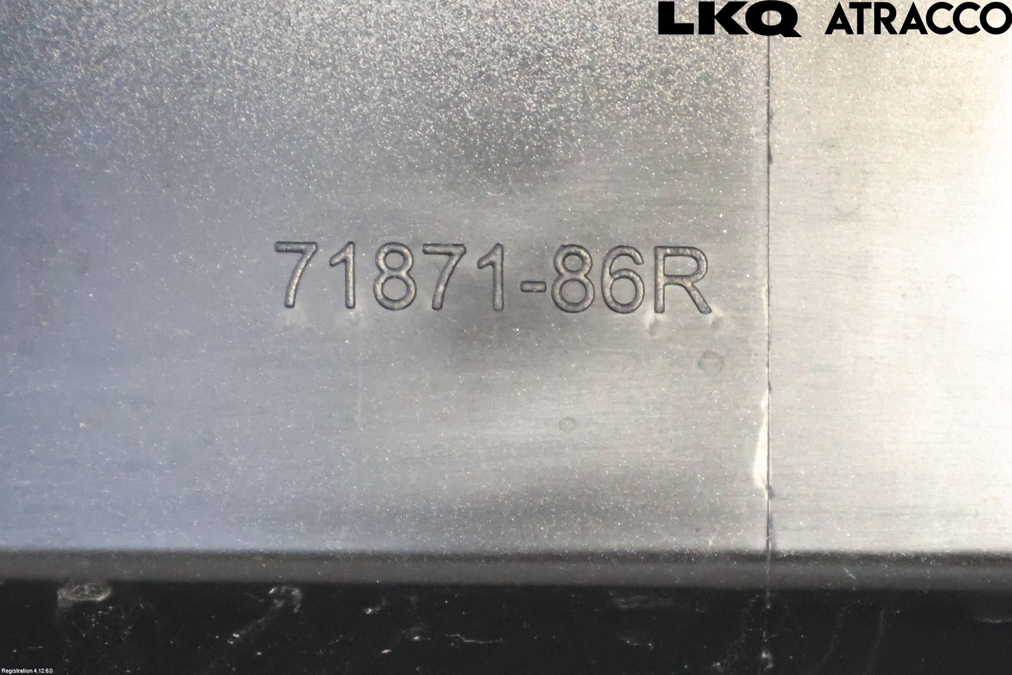 Suzuki VITARA 15- Spoiler Bak