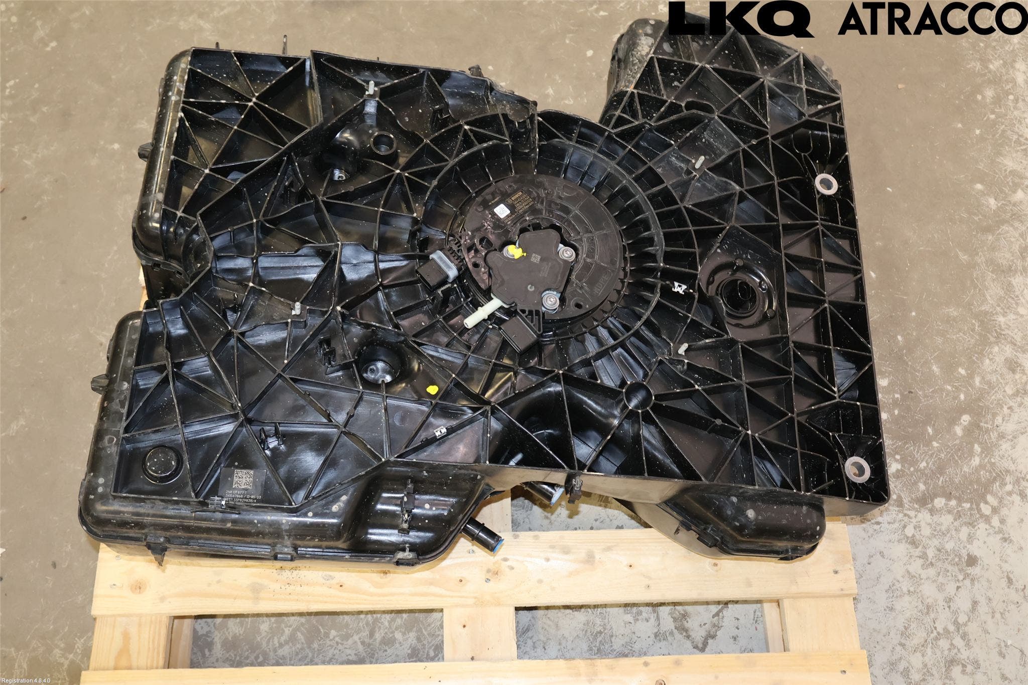 Volkswagen VW CRAFTER II / E-CRAFTER 17- Adblue Tank