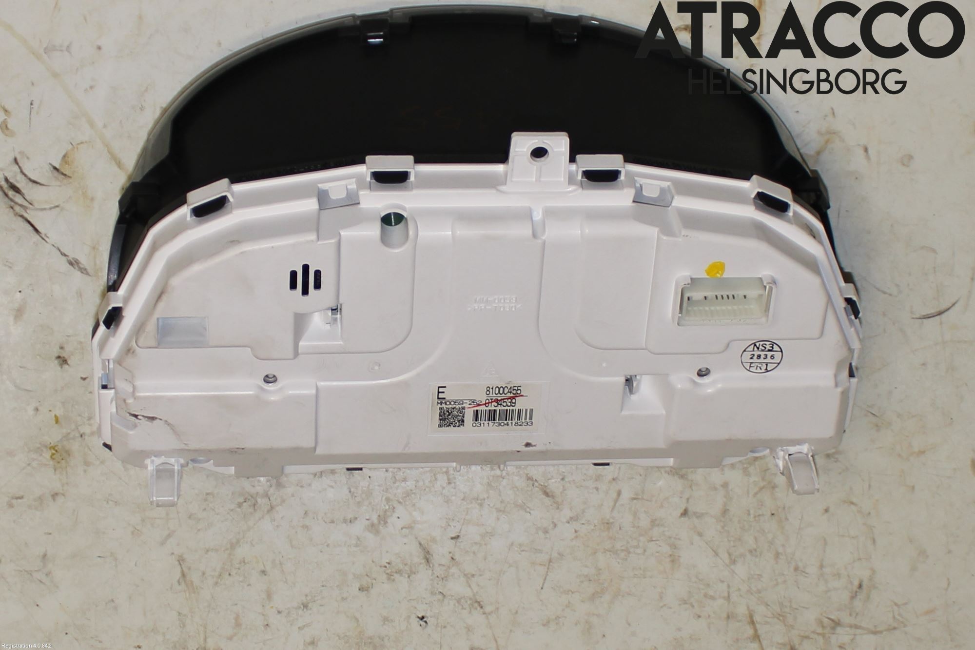 Mitsubishi OUTLANDER 13-21 Instrument Komb