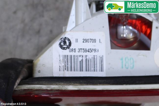 Skoda SUPERB 09-15 Bakljus Lucka Vä