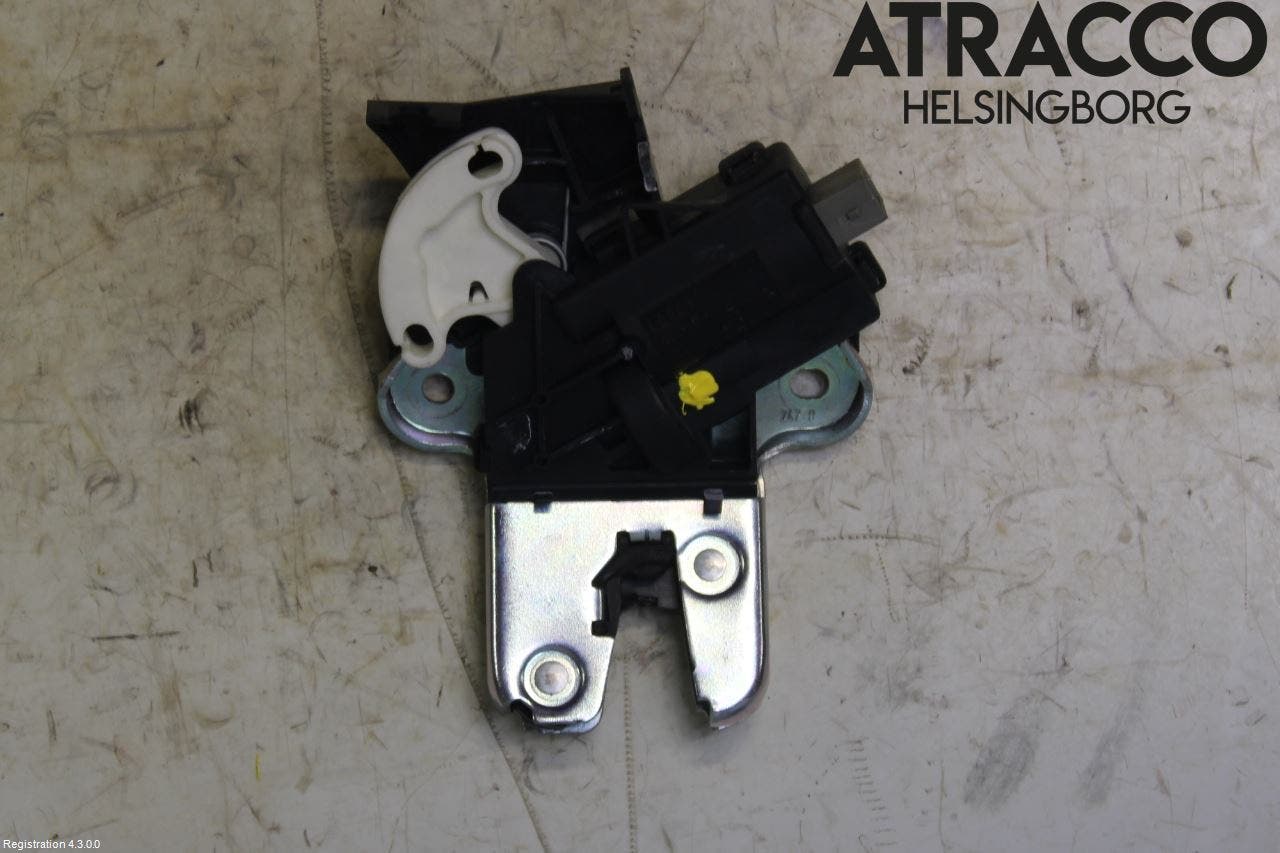 Audi A6/S6 05-11 Låskista Baklucka