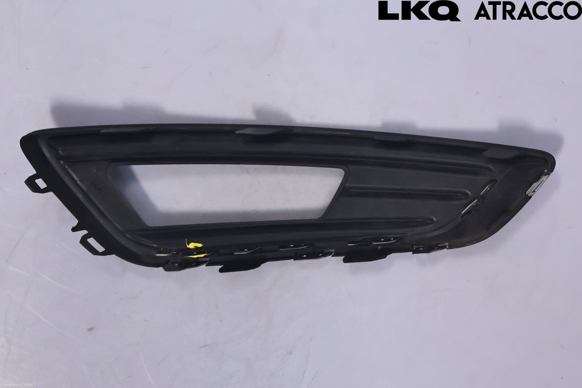 Ford FOCUS 15-18 Dimljussarg Fram