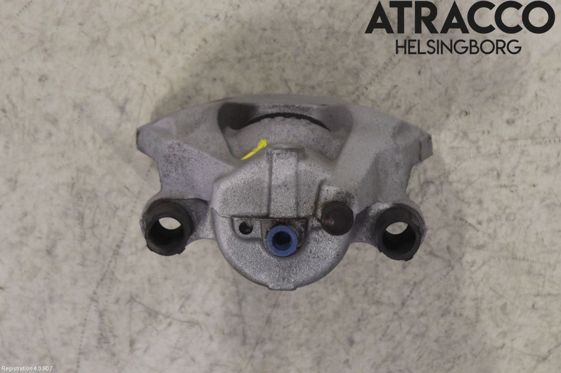 Toyota YARIS XP21 20- Bromsok Fram Höger