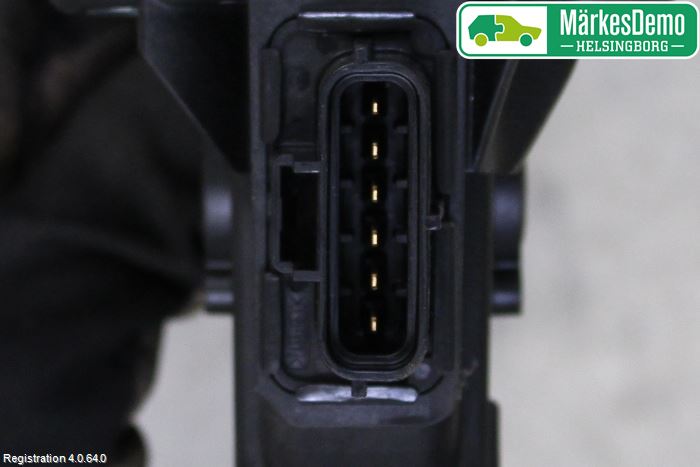 Mitsubishi OUTLANDER 13-21 Gaspedal