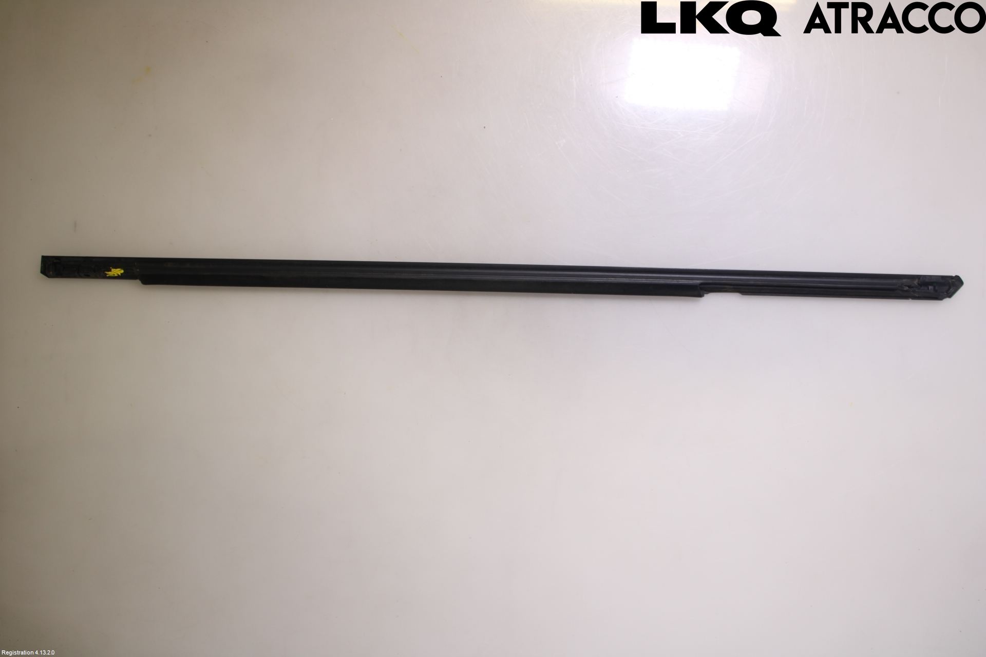 Jaguar XE (X760) 15-24 Dörr Dekorlist Bak Vä