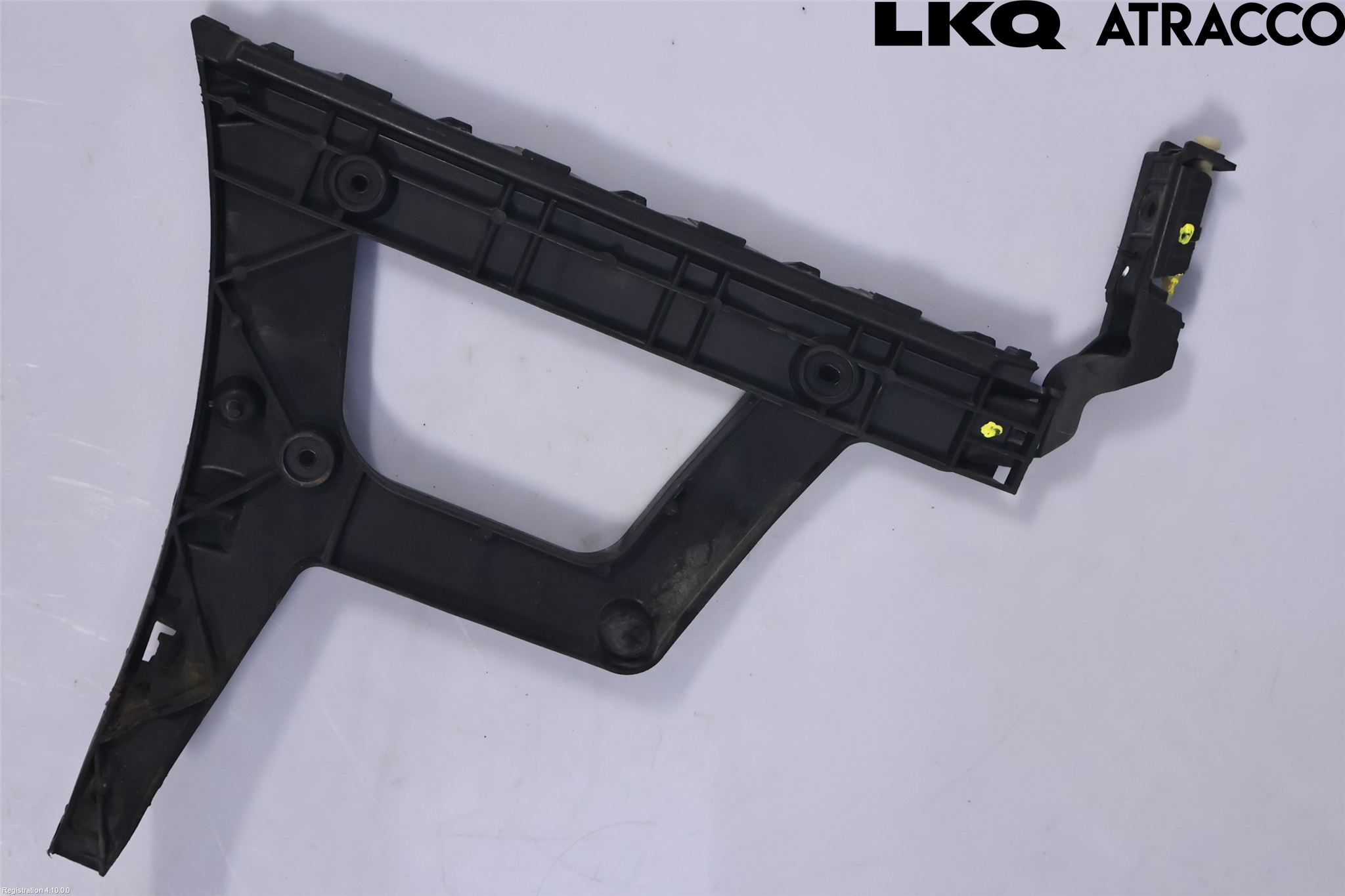 Audi A4 12-15 Stötfångarfäste Bak Hö