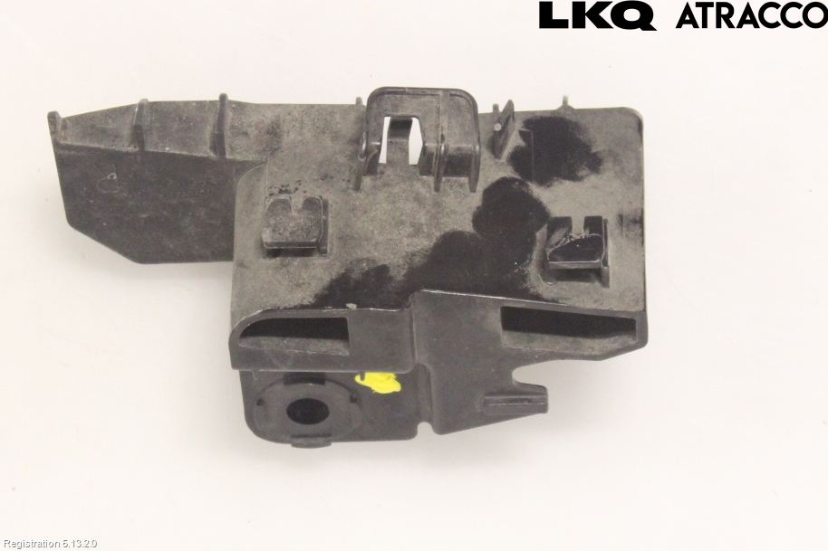 Toyota YARIS XP130 15-20 Stötfångarfäste Bak Hö