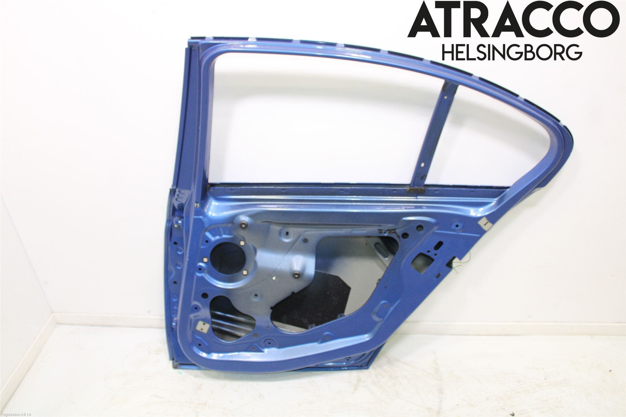 BMW 3 F30/F31/F80 12-19 Dörr Bak Höger