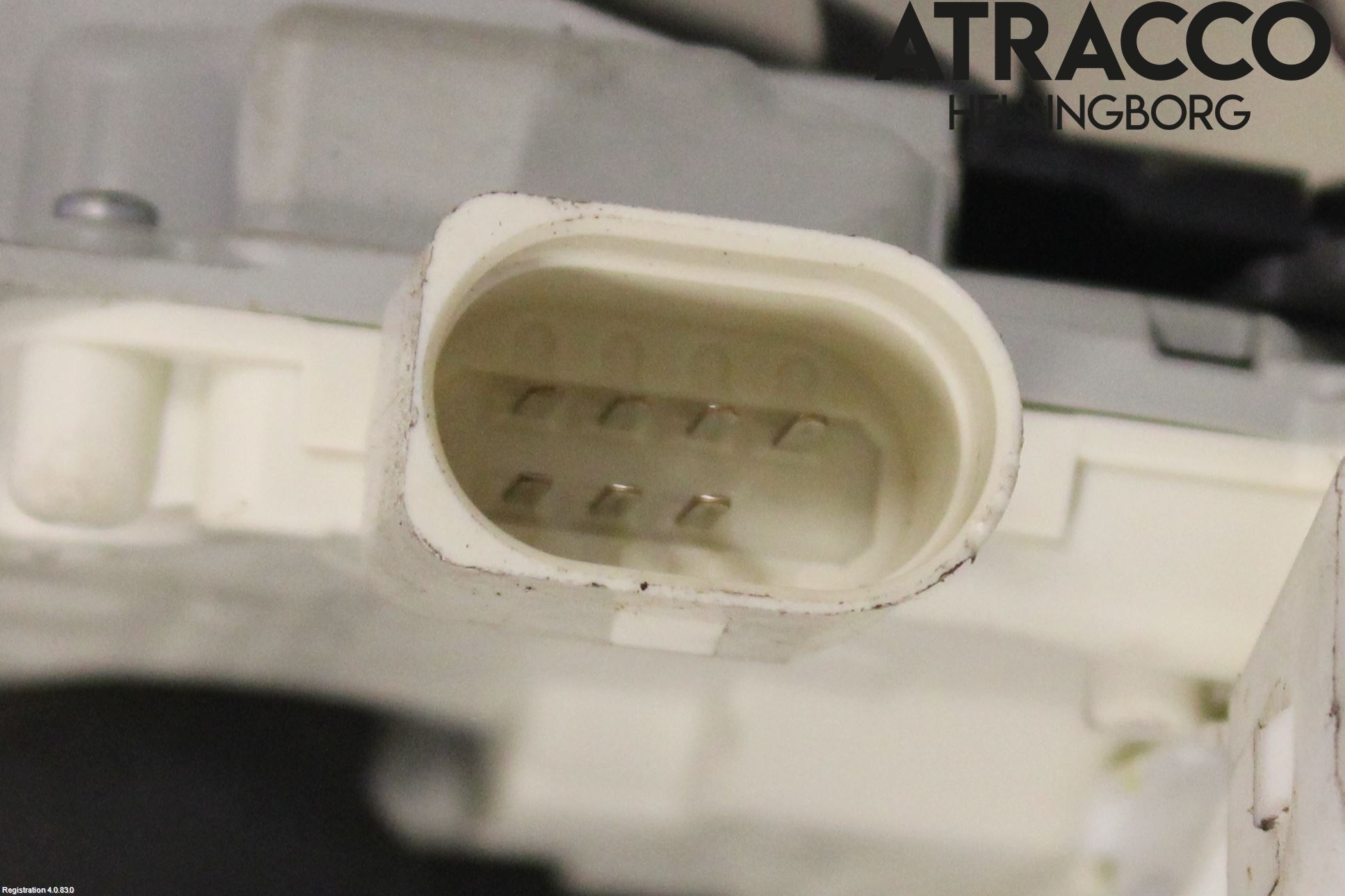 Audi A8/S8 4H 10-17 Centrallåsmotor Höger