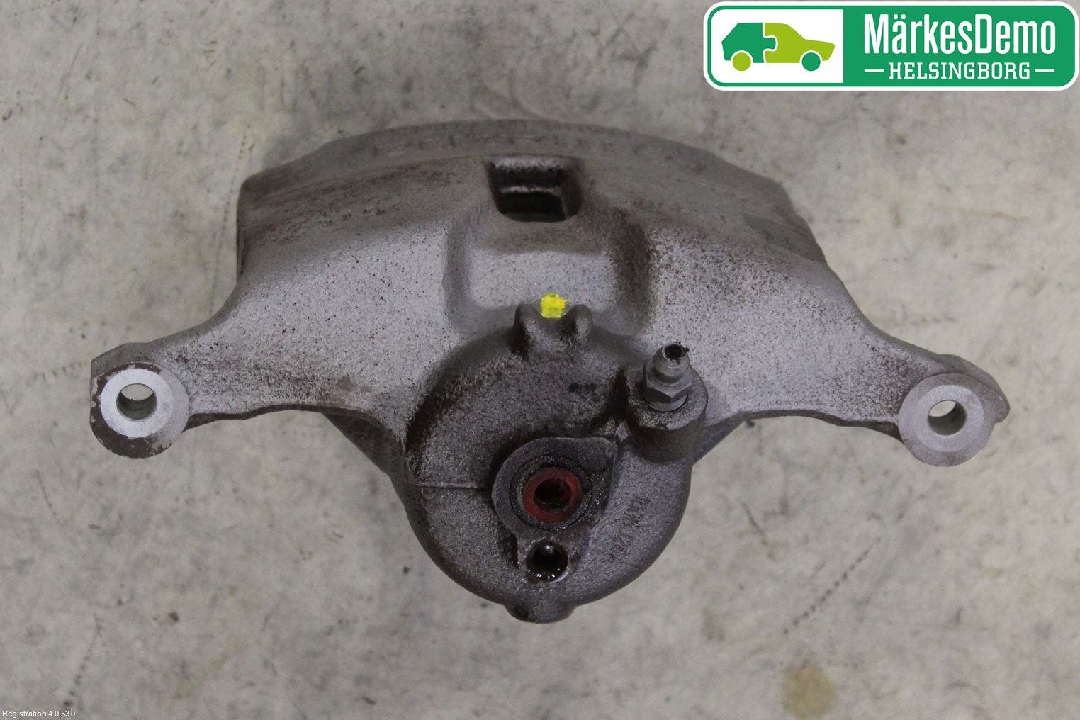 Mazda CX-3 Bromsok Fram Höger