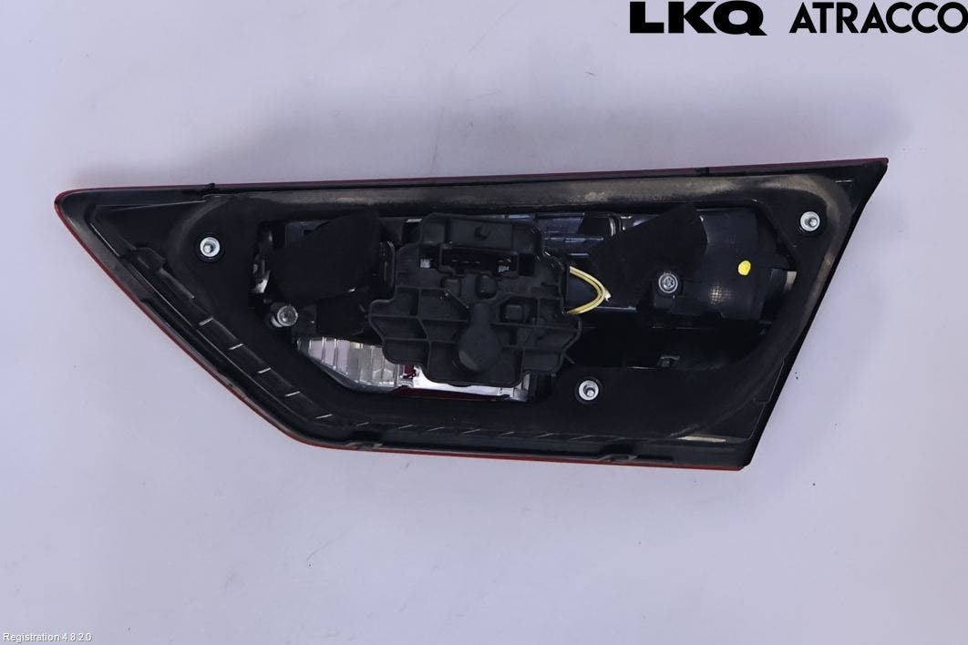 Seat LEON 13-20 Bakljus Lucka Vä