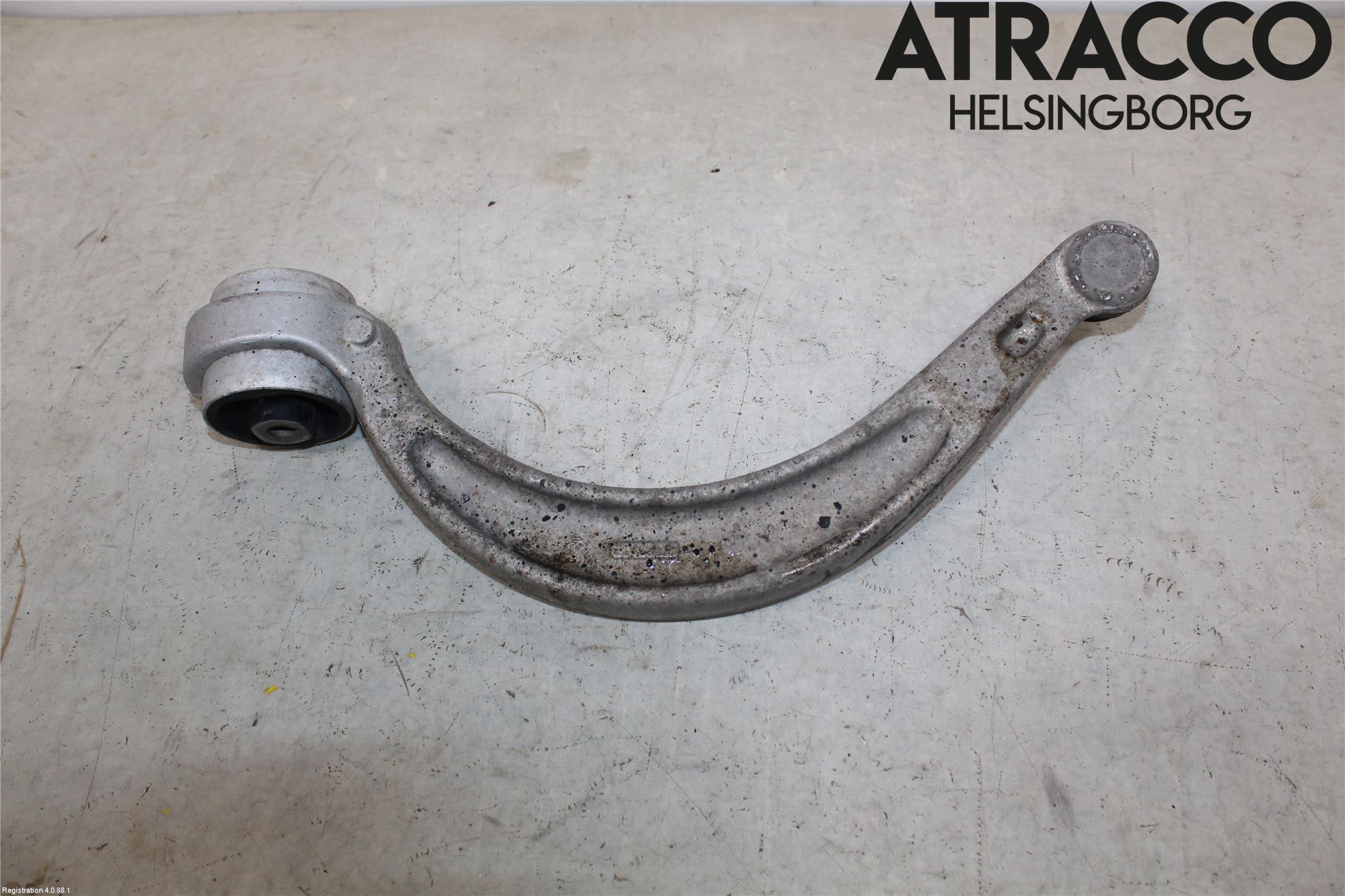 Audi A4/S4 B9 16-19 Bärarm Fram Undre Vä