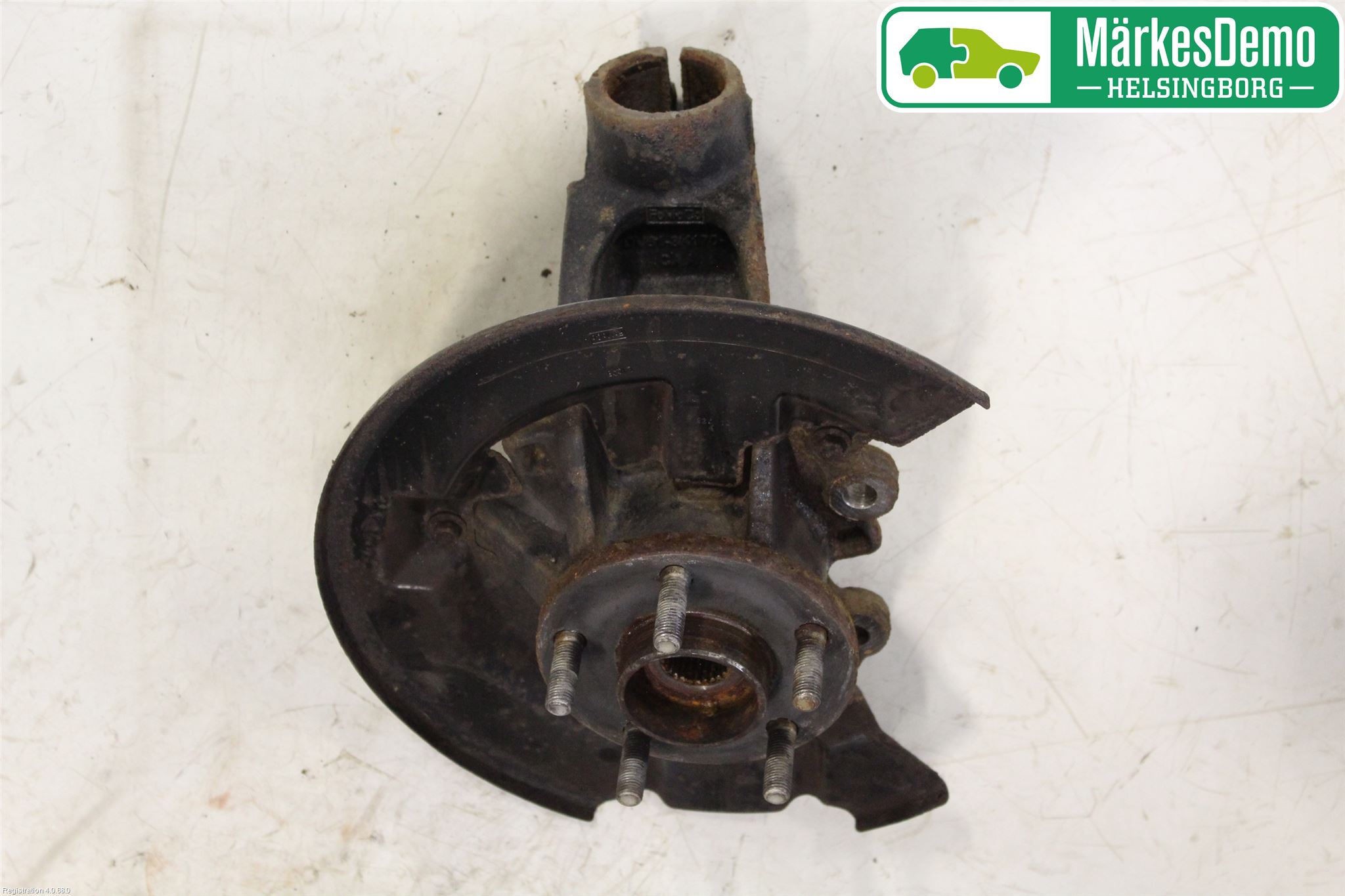 Ford KUGA 13-16 Styrspindel Lagerhus Hö