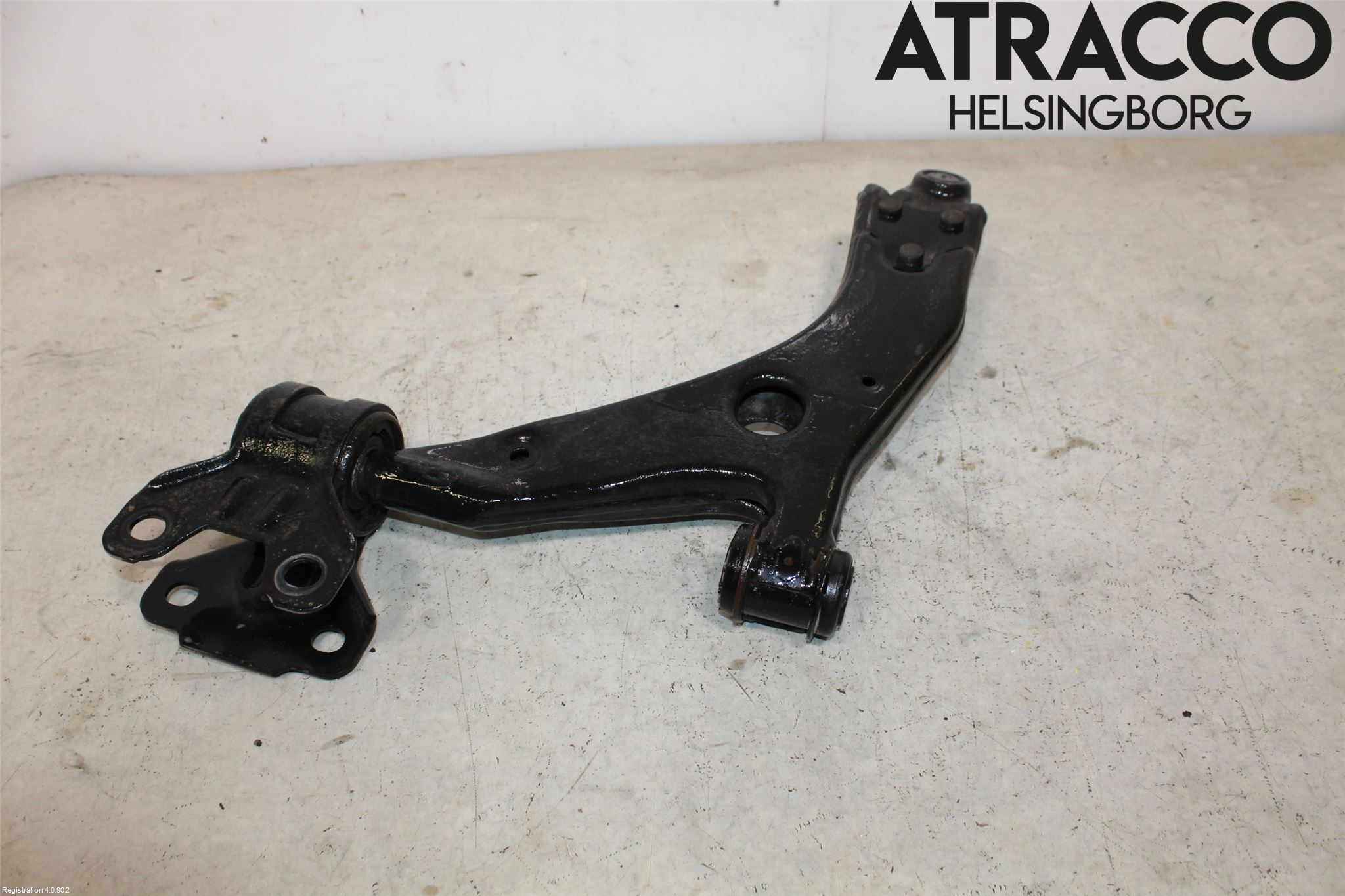 Ford FOCUS 15-18 Bärarm Fram Undre Hö