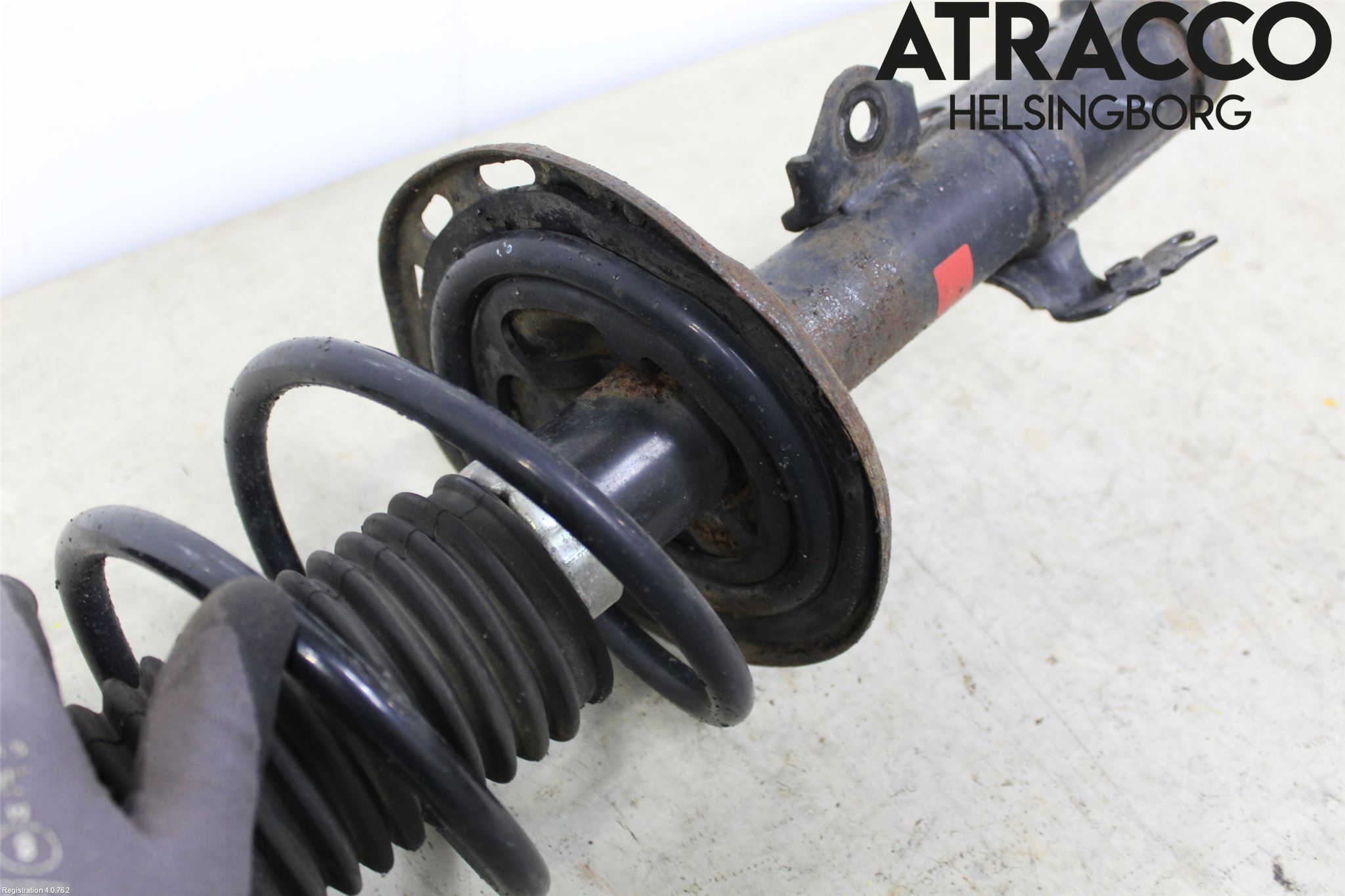 Toyota VERSO 09-18 Fjäderben Fram Vänster