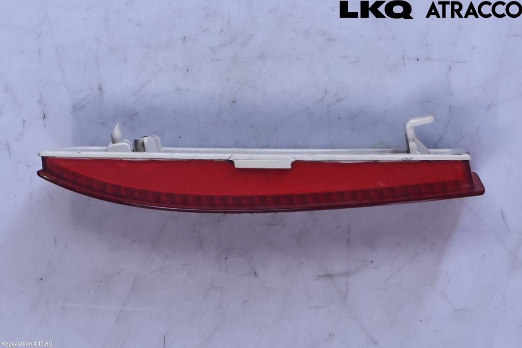 Toyota AVENSIS 09-15 Dimljus/Reflex Bak