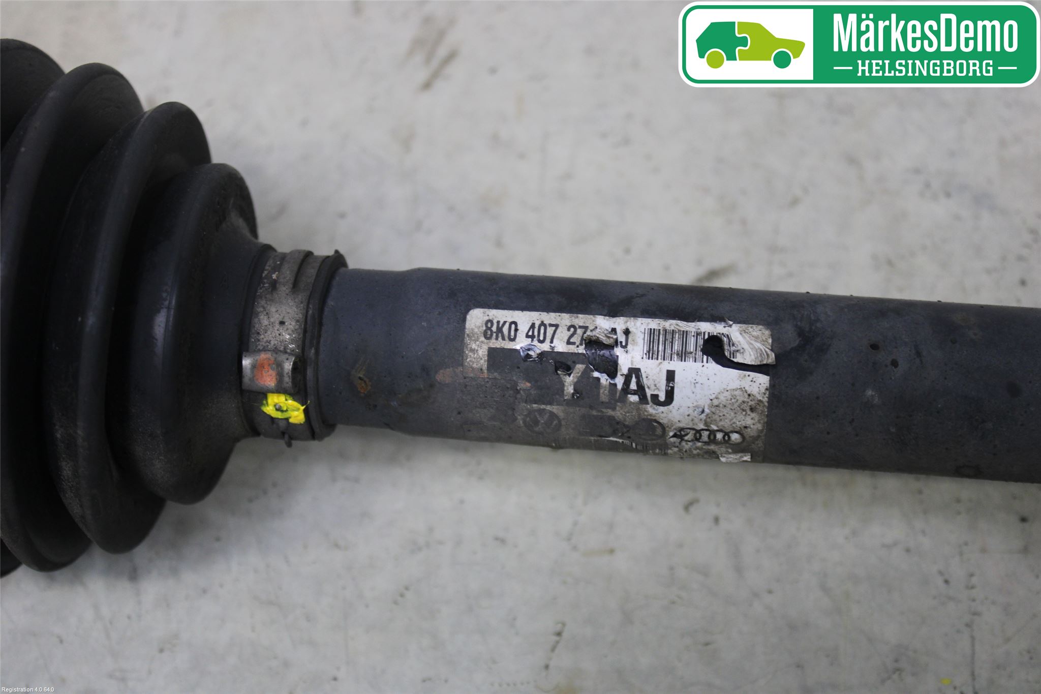 Audi A4 12-15 Drivaxel Fram Vänster