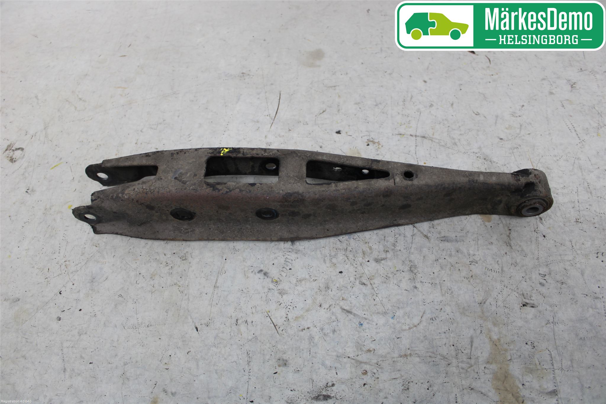 Subaru LEGACY 10-14 Bärarm Bak Vänster