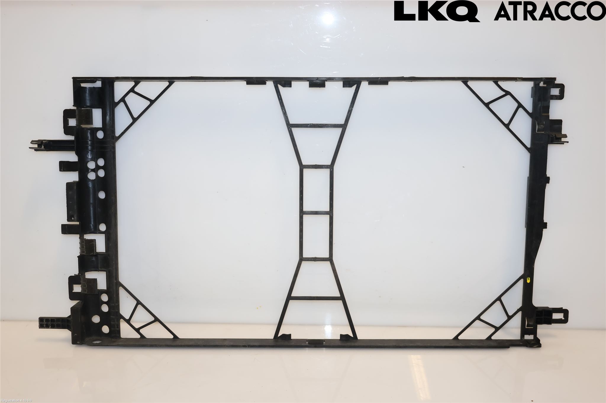 Opel INSIGNIA 09-16 Kylarfäste-Ram-Balk