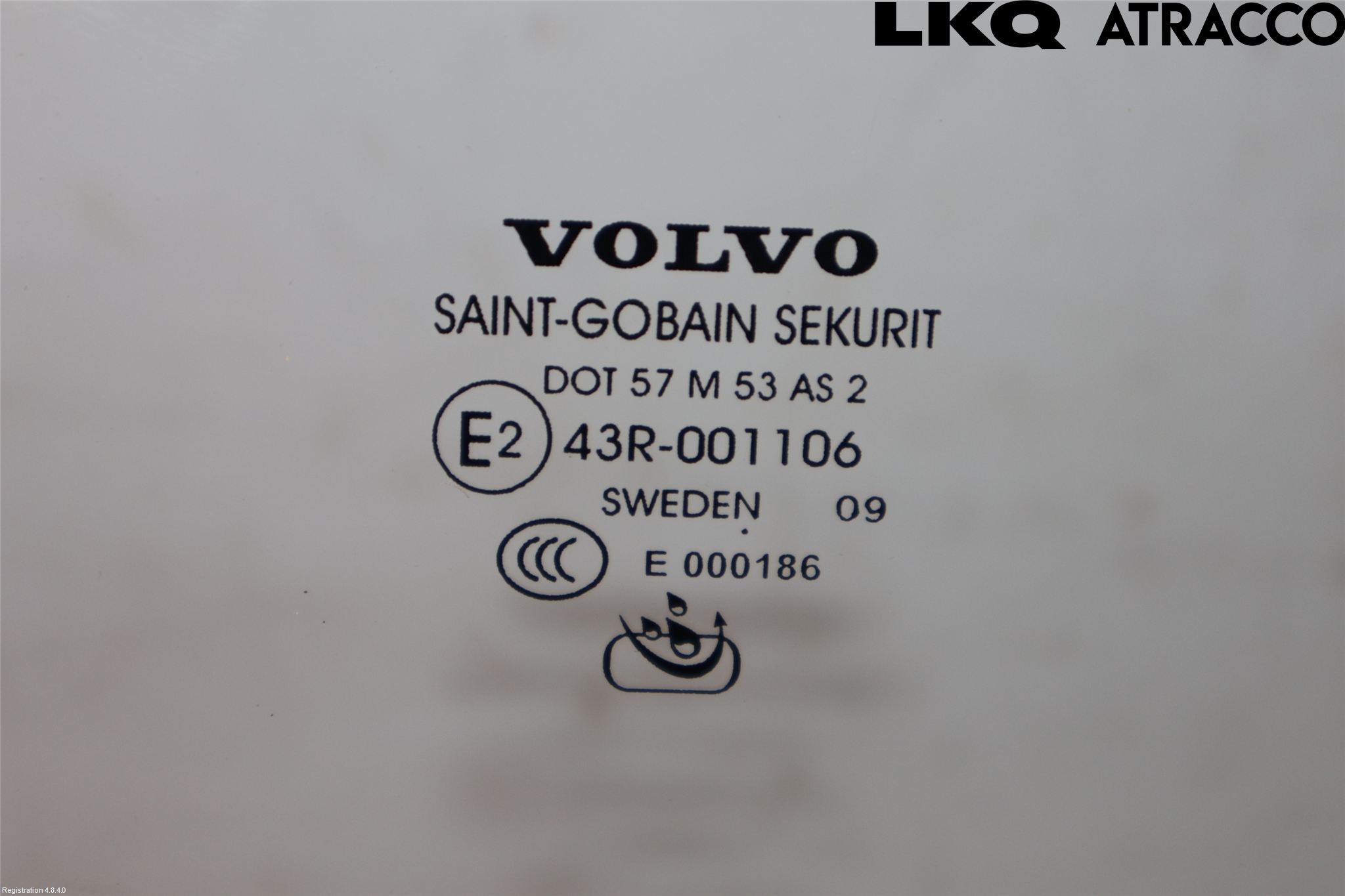 Volvo XC70 08-13 Dörruta Fram Höger