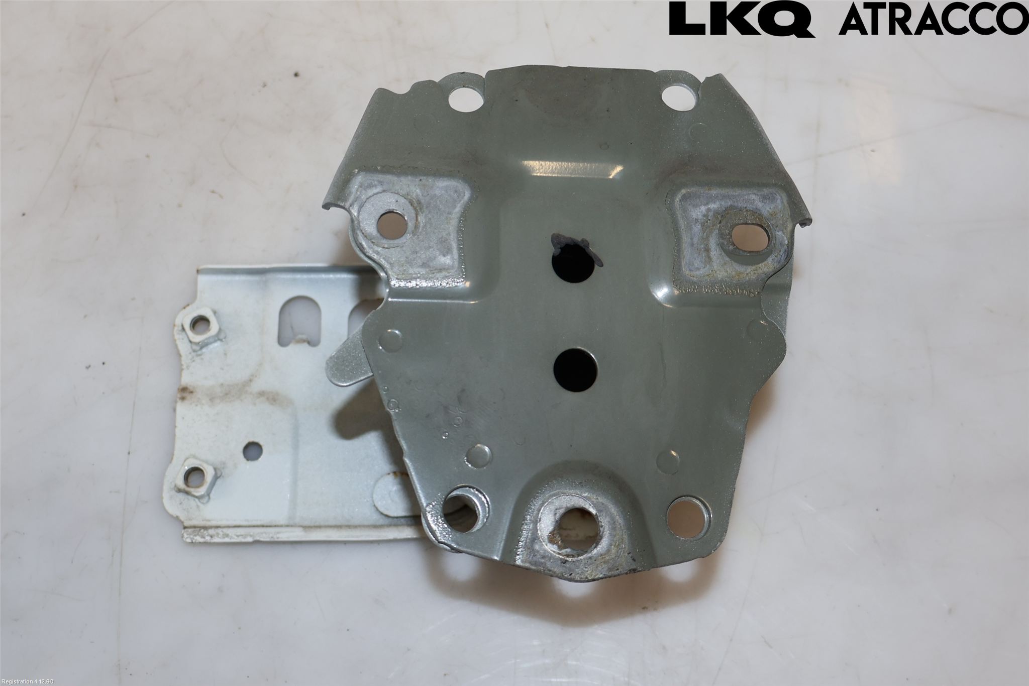 Toyota AURIS 13-19 Stötfångarbärjärn Bak