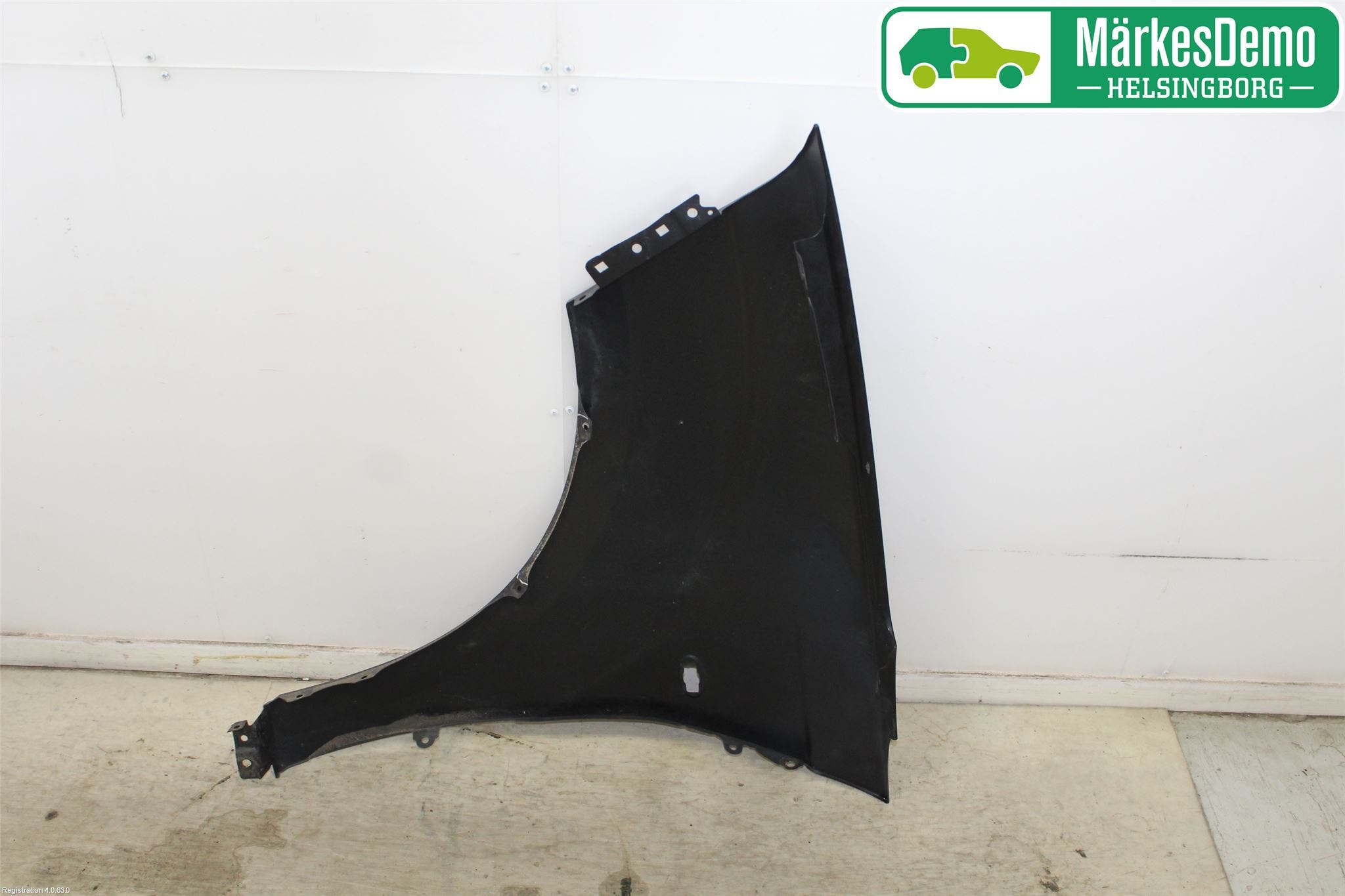 Citroen C-CROSSER Skärm Fram Höger