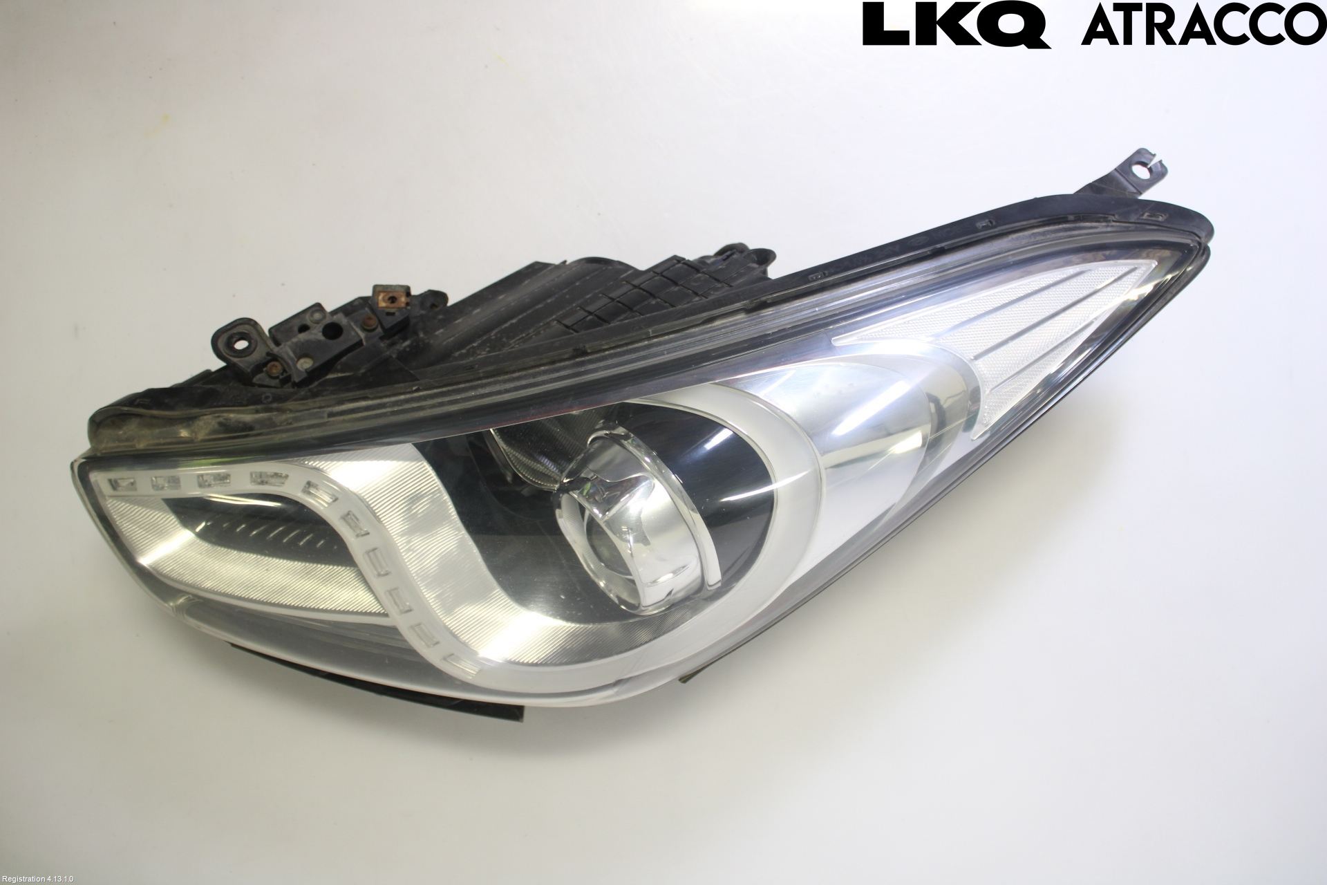 Hyundai i40 08-15 Strålkastare Vänster