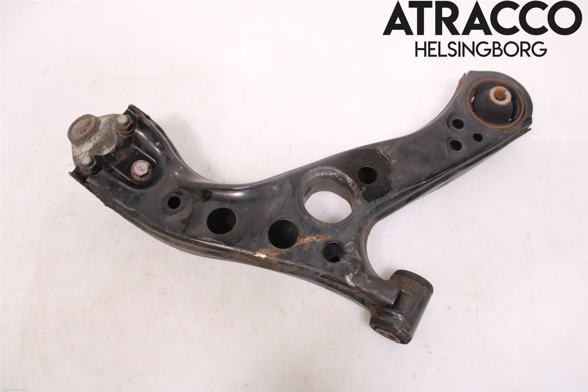 Toyota C-HR 16-23 Bärarm Fram Undre Vä