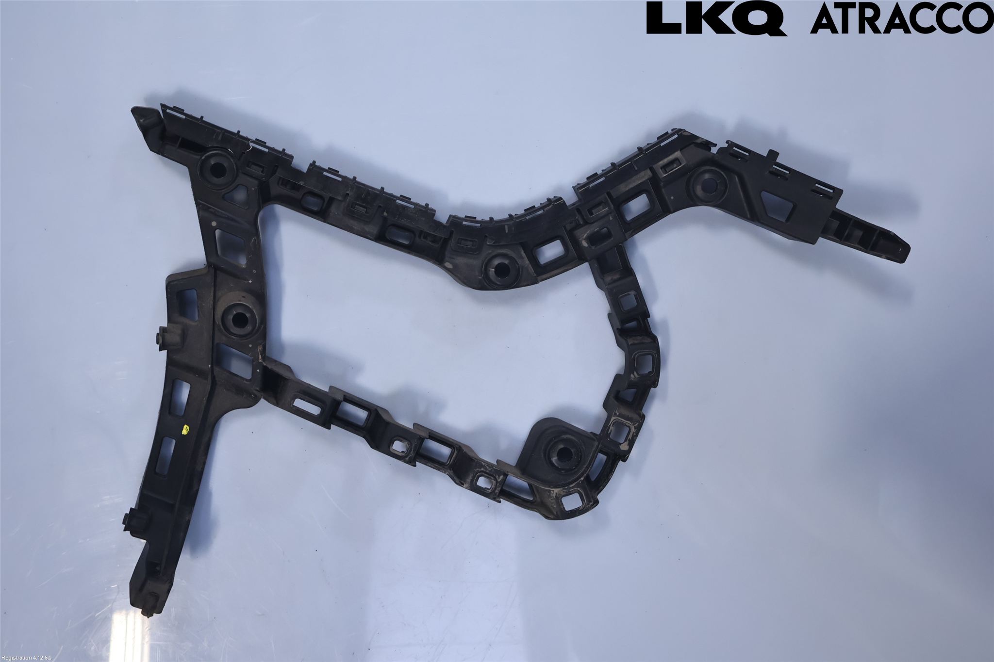 Volkswagen VW GOLF / E-GOLF VII 13-20 Stötfångarfäste Bak Hö