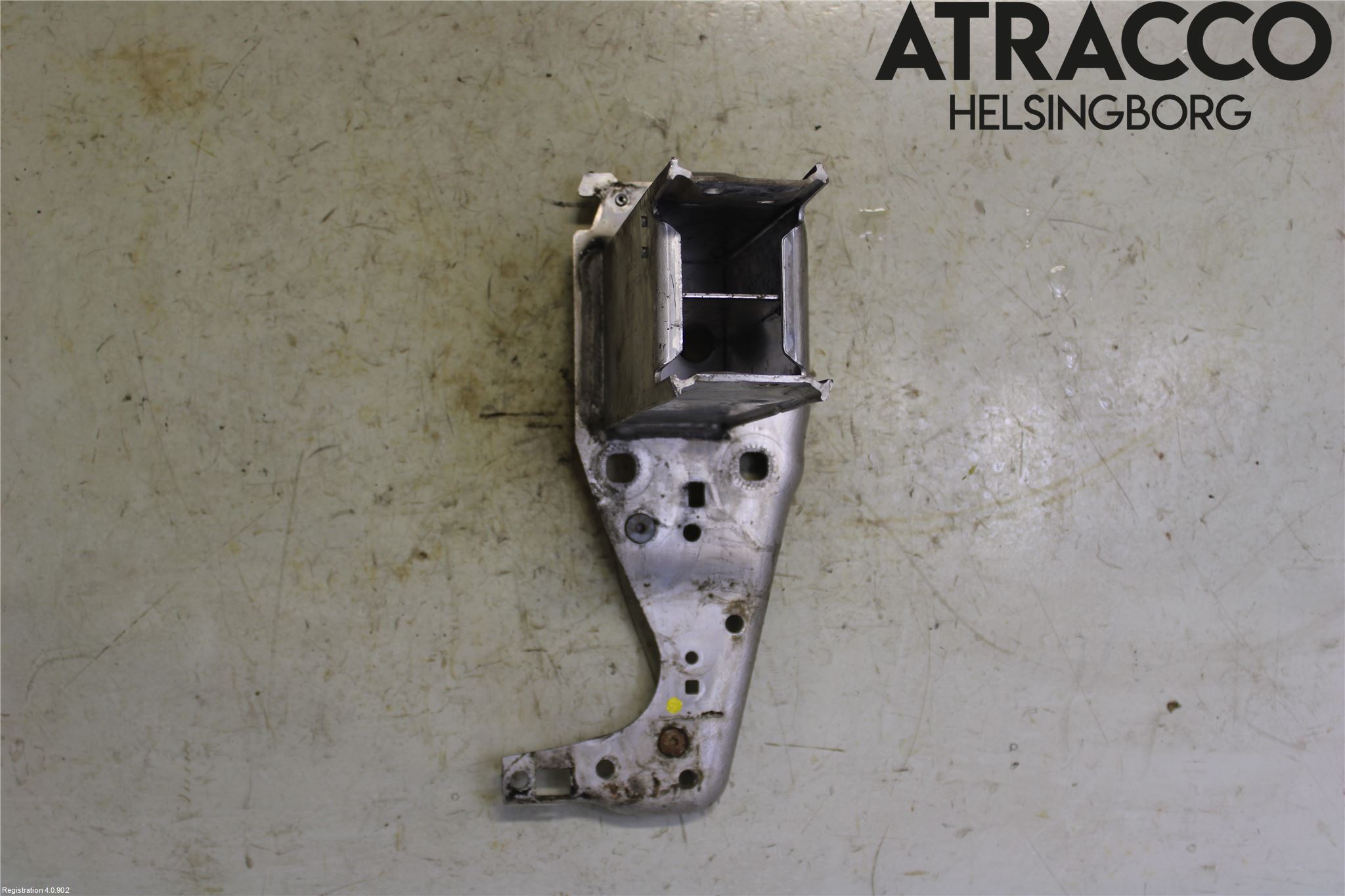 Audi A6 ALLROAD 12-18 Stötfångarbärjärn Fram