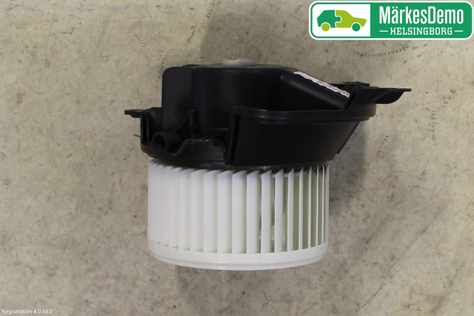 Fiat TIPO/CROSS 16- Värmefläkt