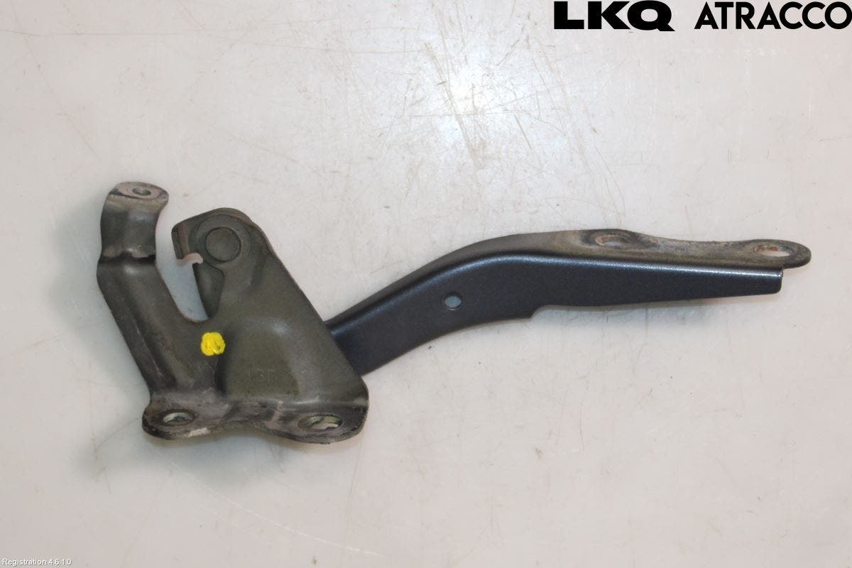 Toyota AVENSIS 09-15 Huvgångjärn