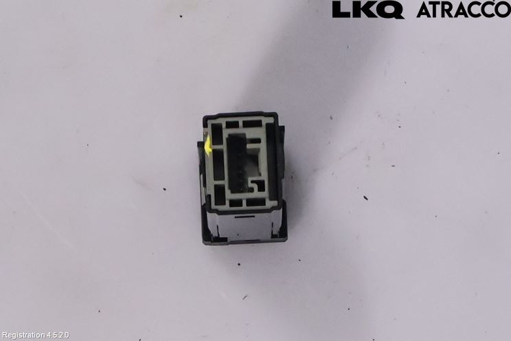 Toyota RAV4 19- Strömställare Stolvärme